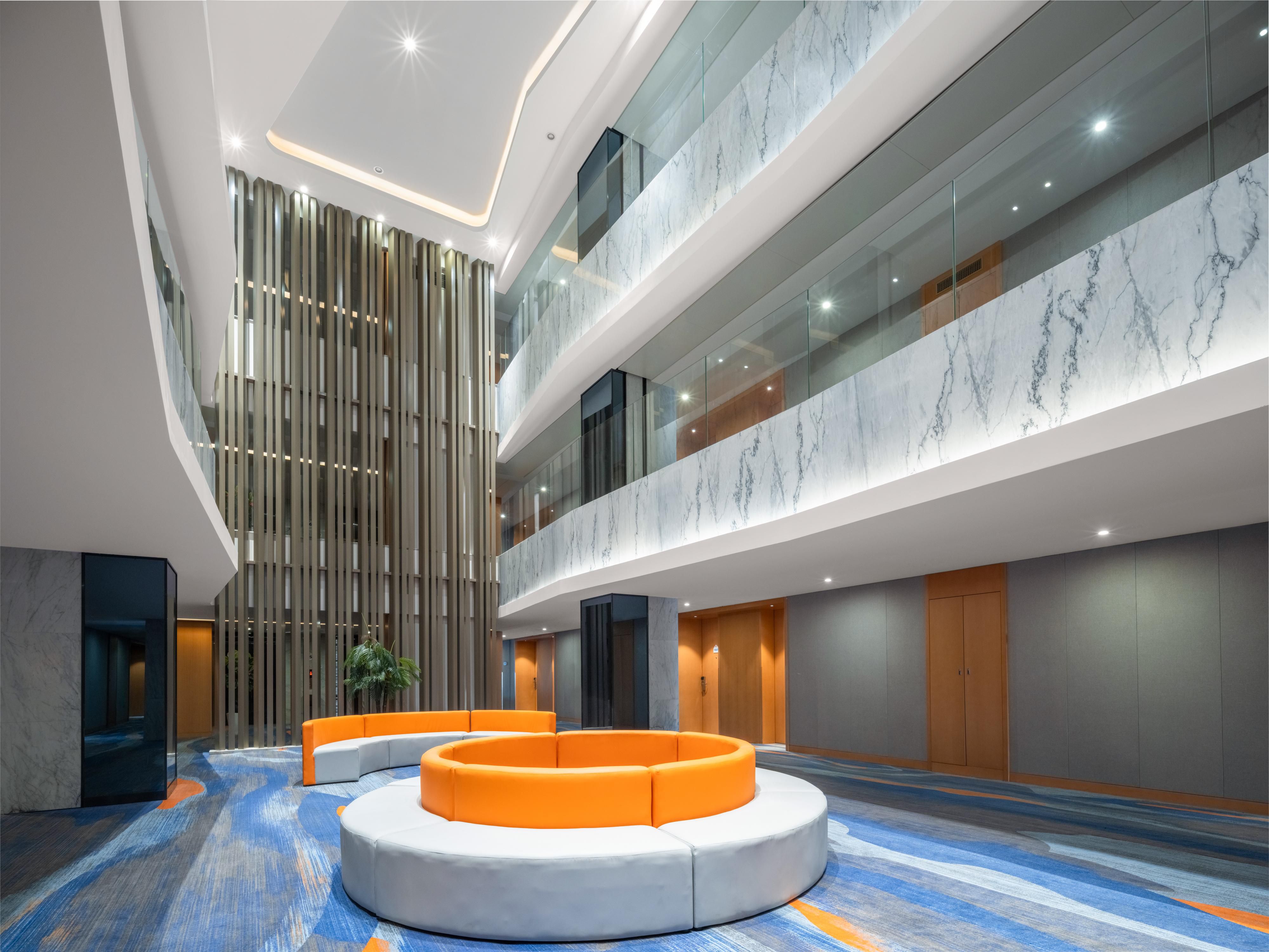 Hotel Feature