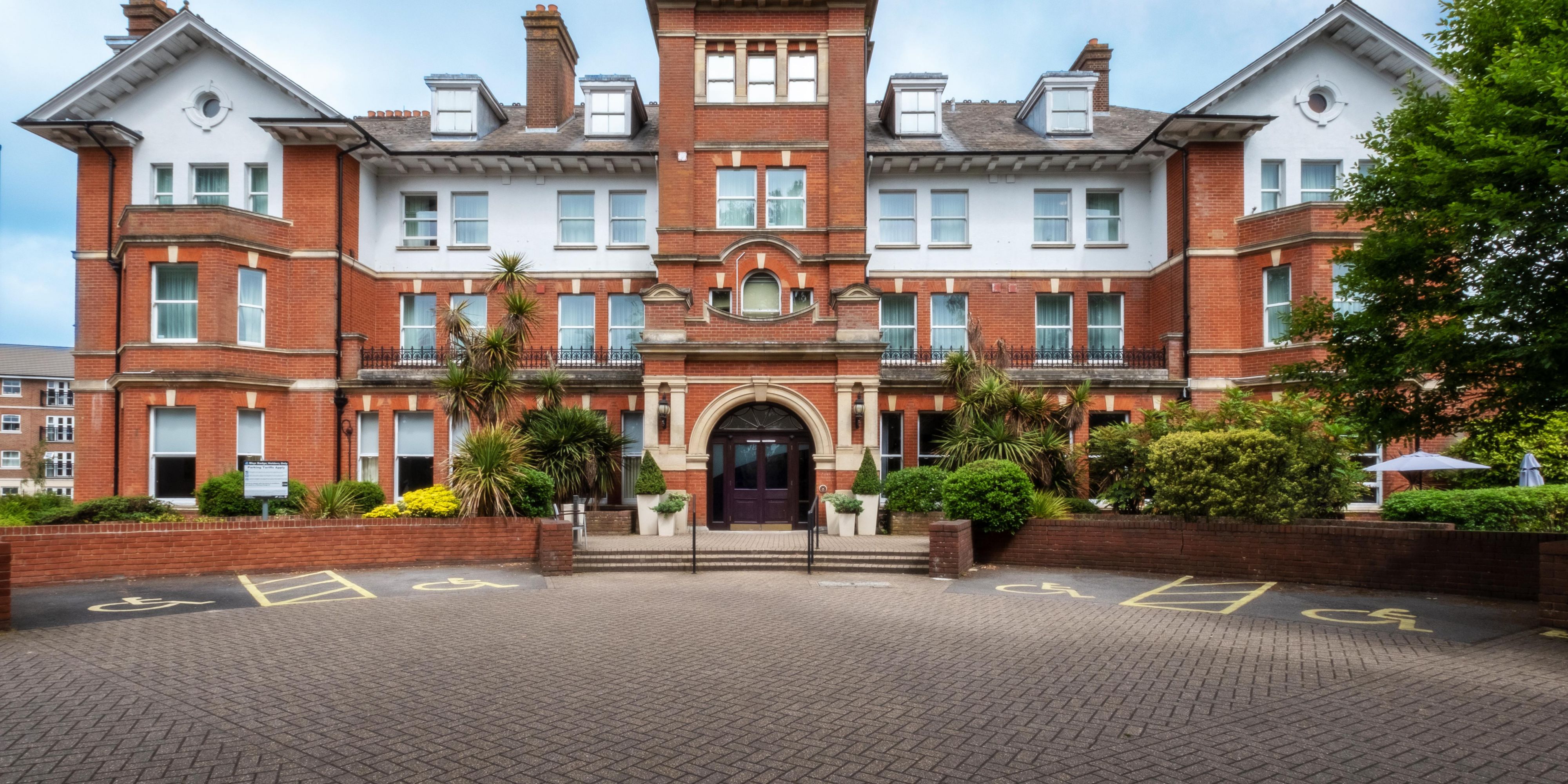 Holiday Inn Farnborough