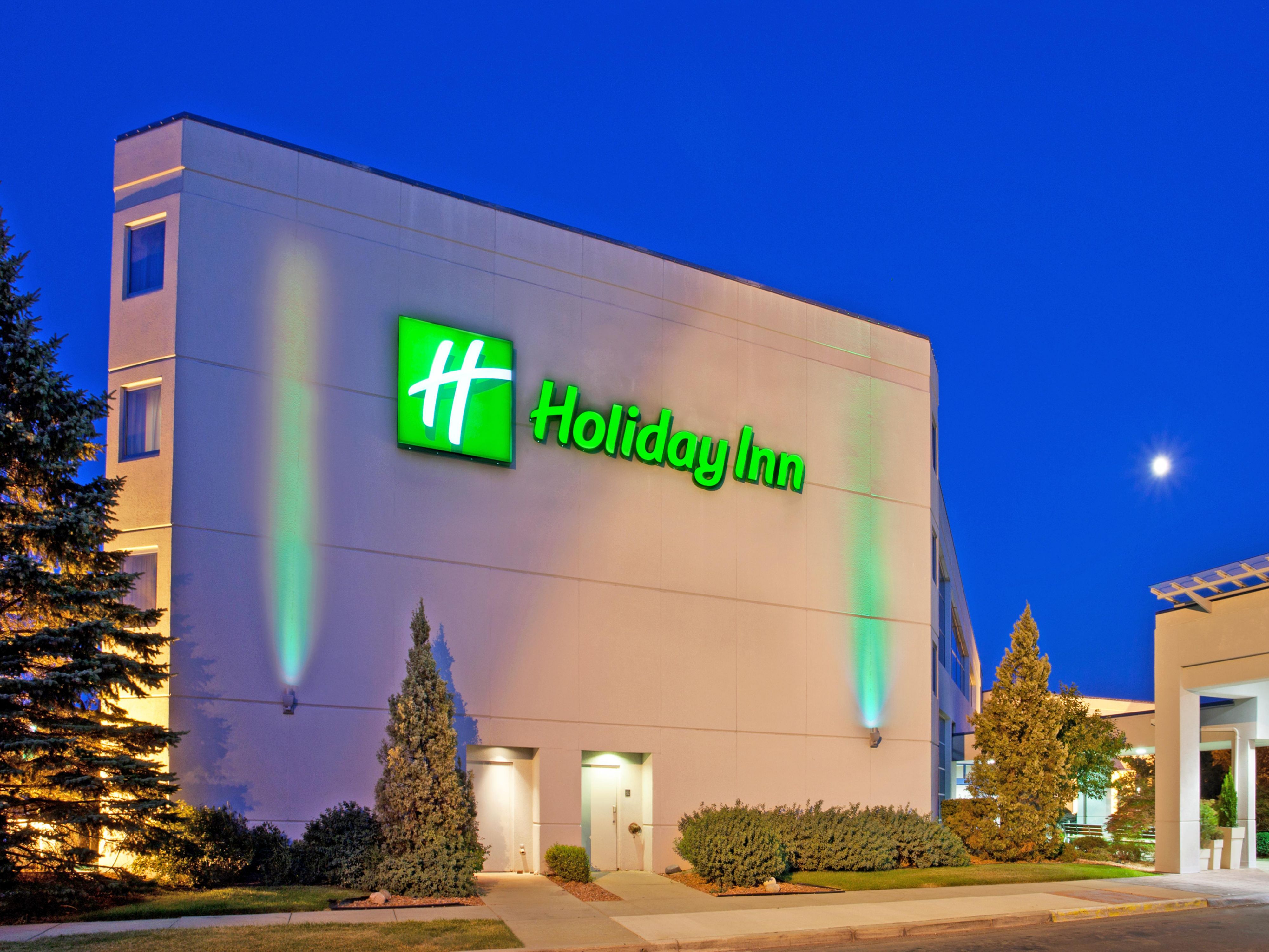 Flint Hotel near Grand Blanc, MI | Holiday Inn Flint - Grand Blanc Area