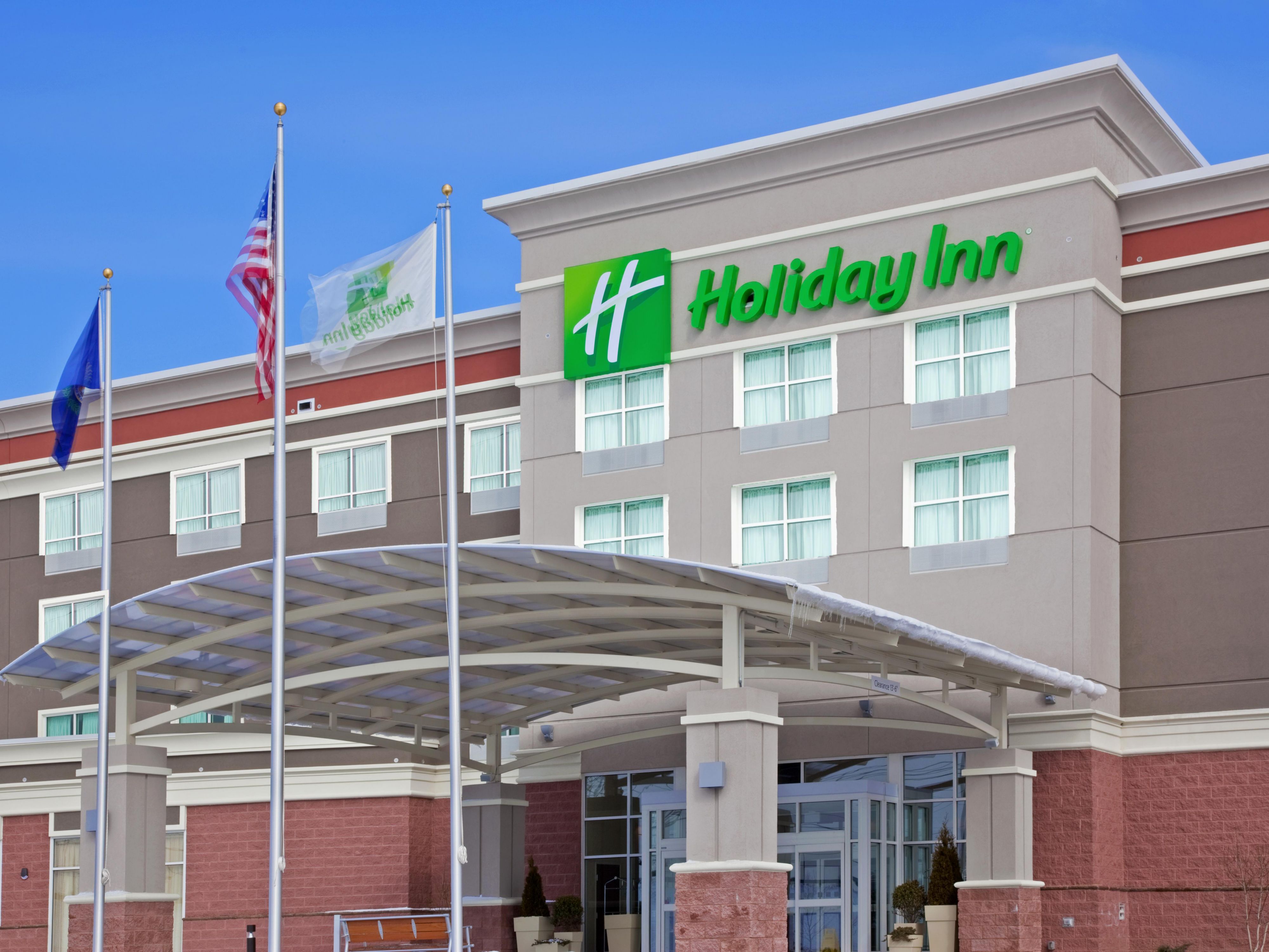 Stay active in our 24-hour Fitness Center before unwinding with a dip in our heated indoor pool. Enjoy convenient access to flexible meeting space, on-site parking, and free Wi-Fi – all designed to make your stay as seamless and stress-free as possible.