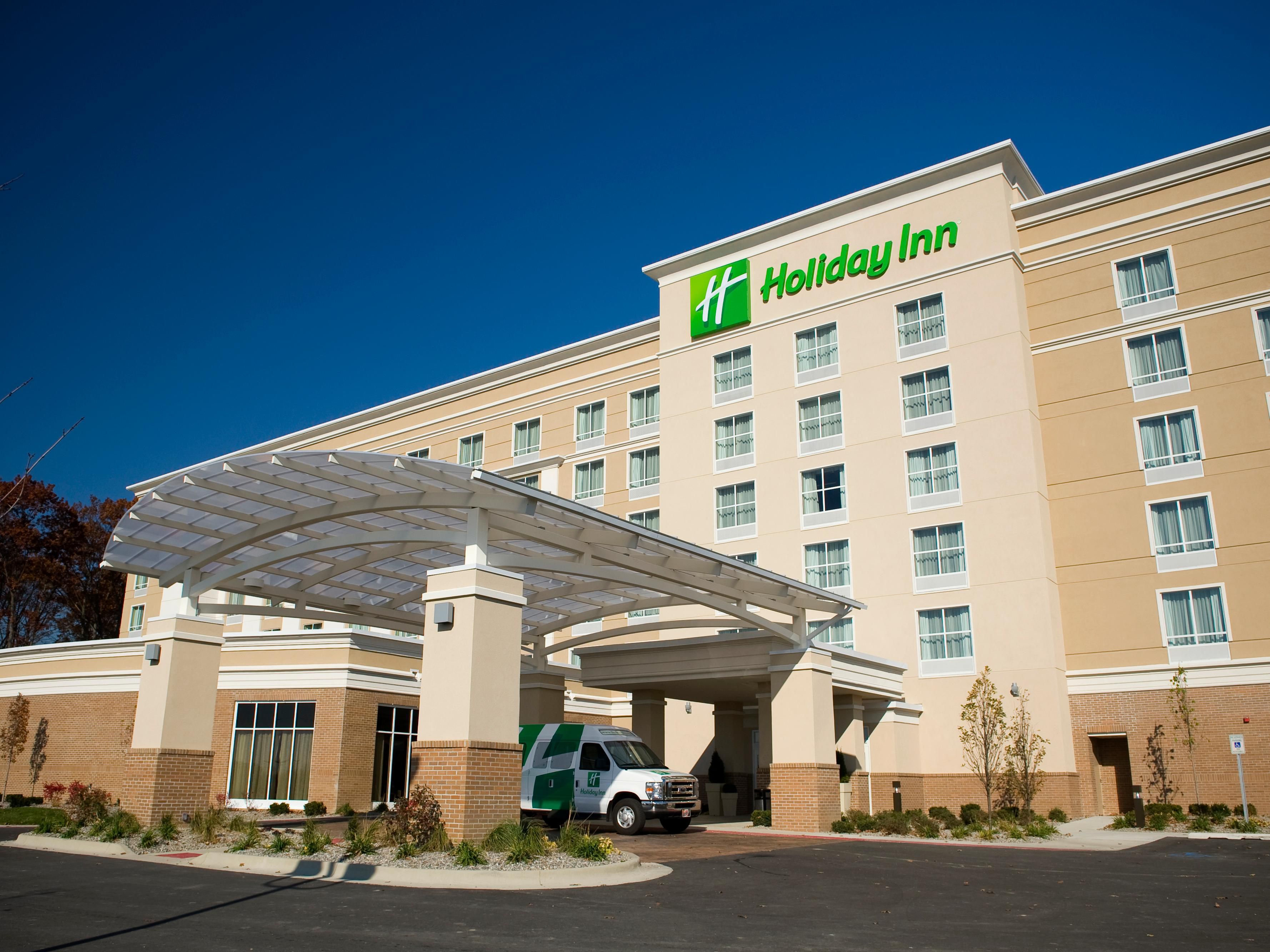 Hotels in Fort Wayne, Indiana with Indoor Pool | Holiday Inn Purdue ...