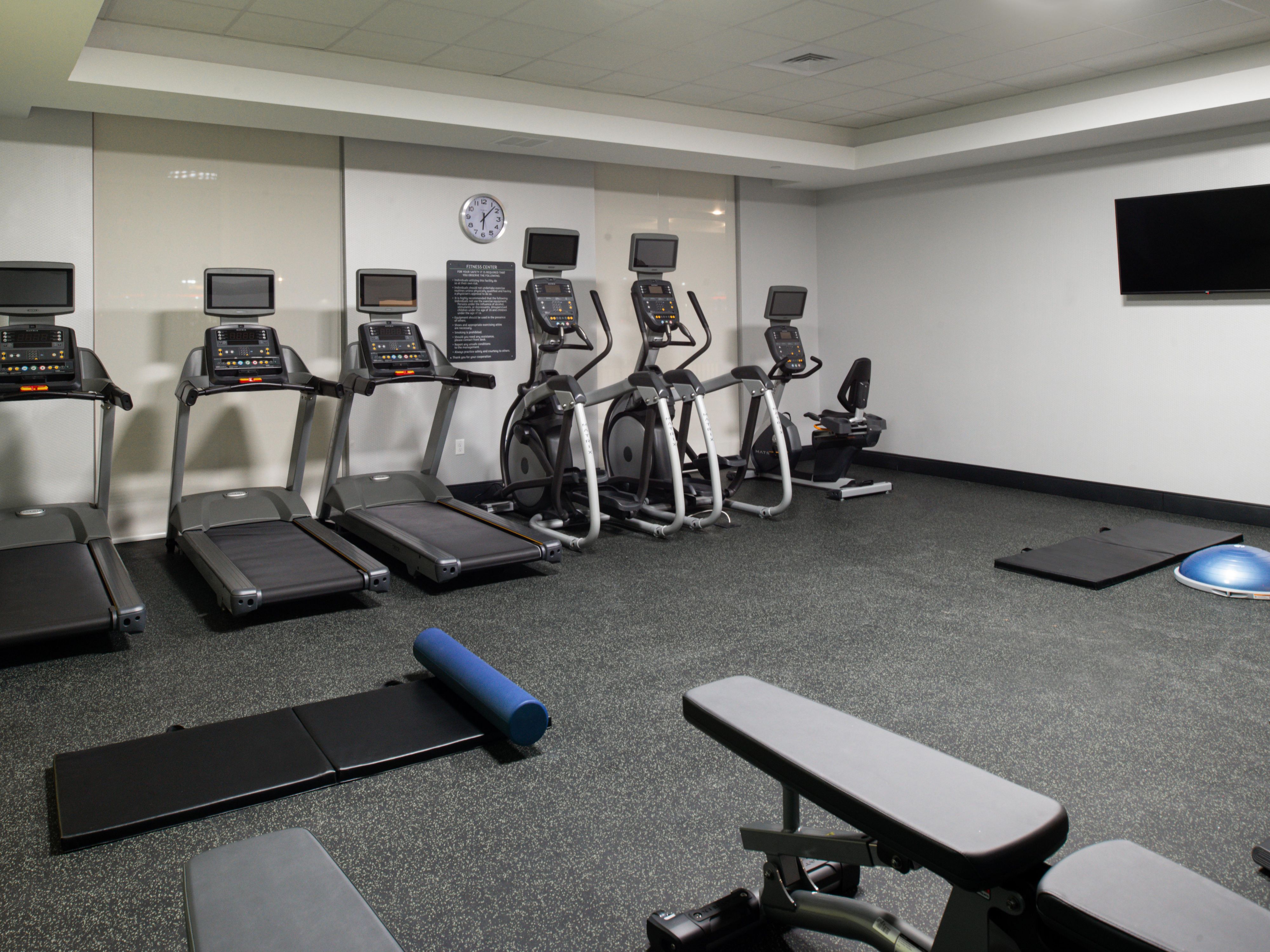 Our guests can take advantage of our brand new 24 Hour Fitness Center. Complete with free weights, exercise balls, tandem bikes, ellipticals and treadmills. 