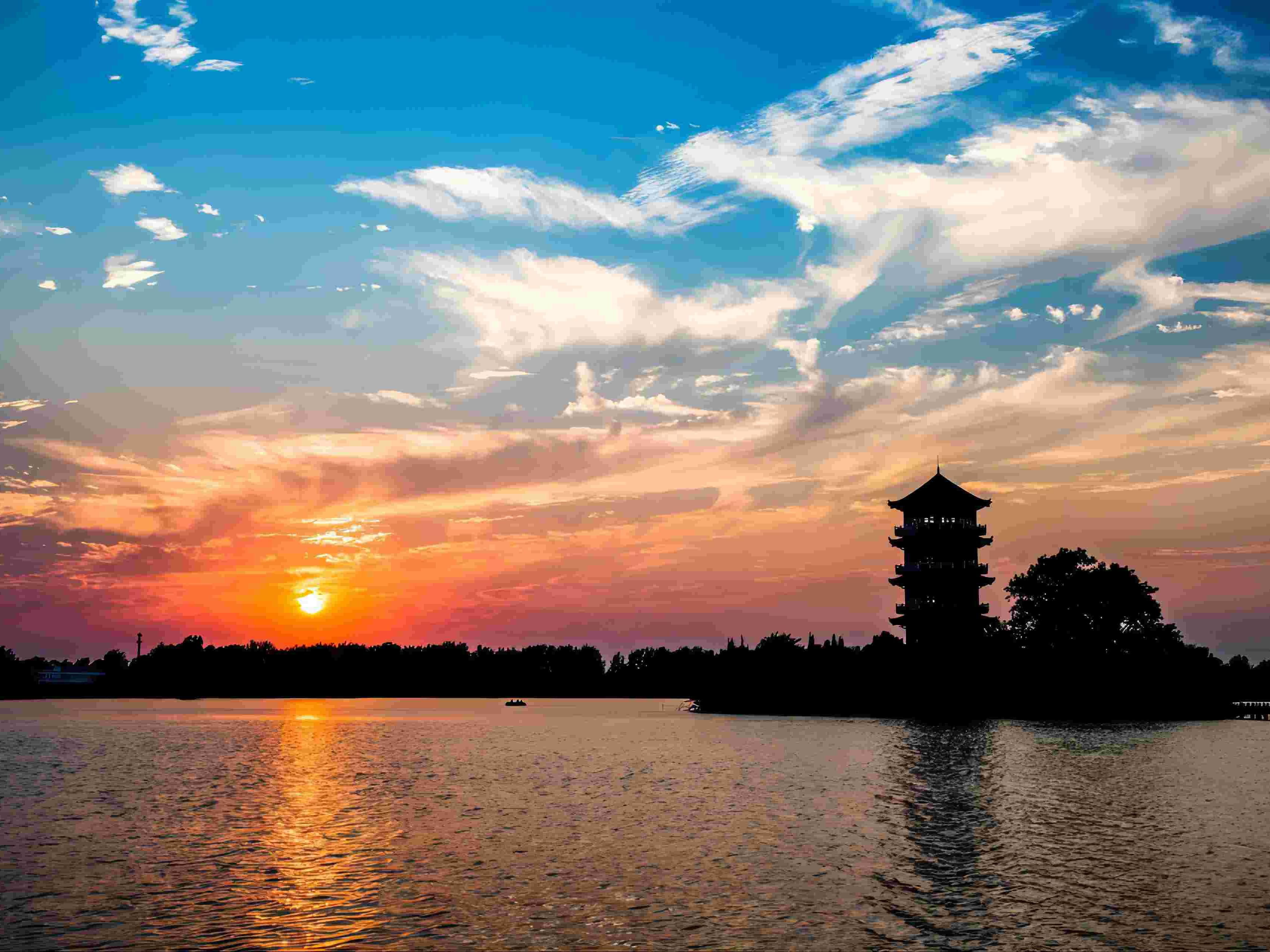 Local cuisine in Fuyang