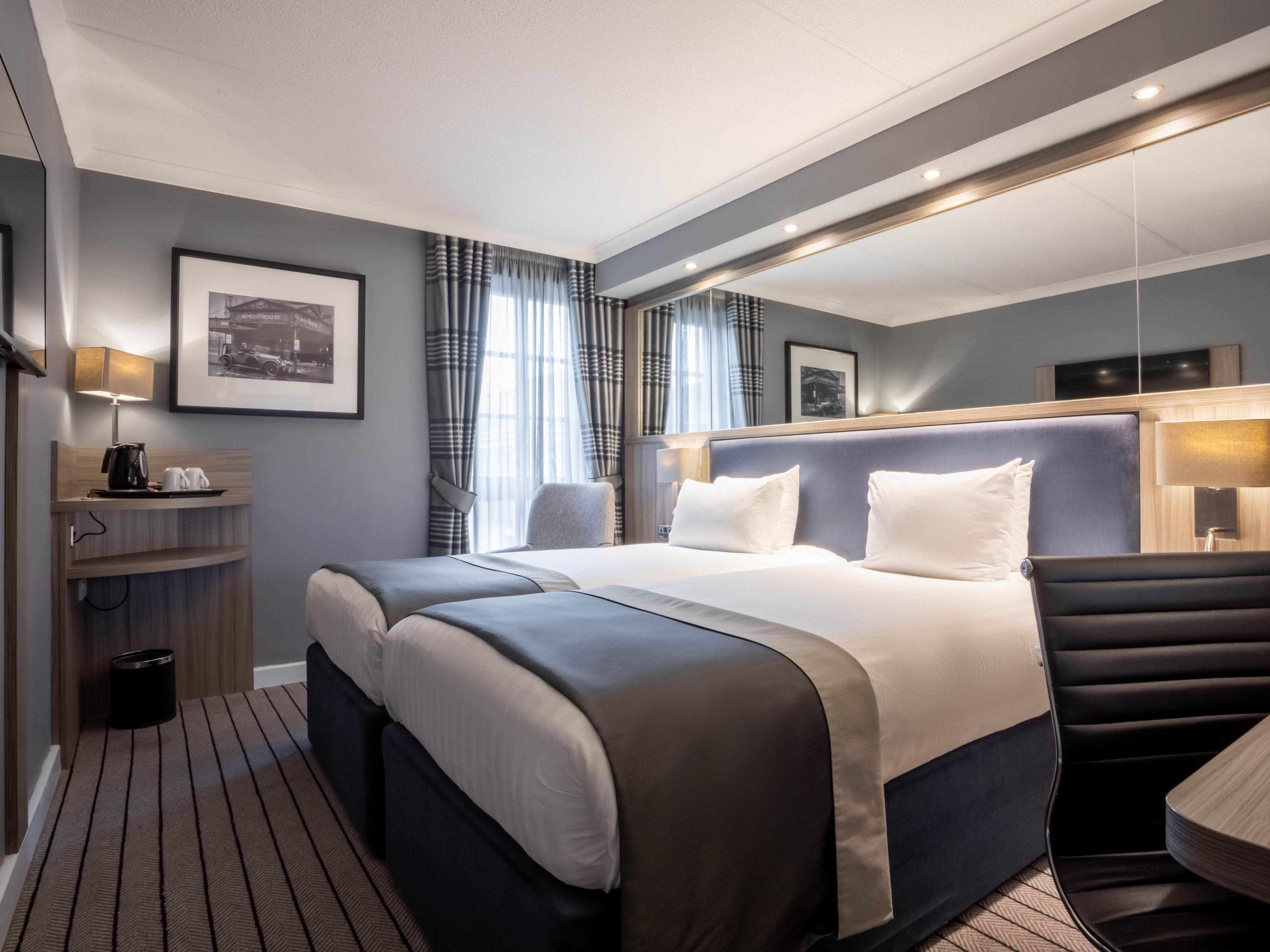 Make memories with the whole gang! Book our family rooms with a sofa bed and treat the kids to a Glasgow city break. Rooms with sofa beds are recommended for max two adults and two kids under 12.