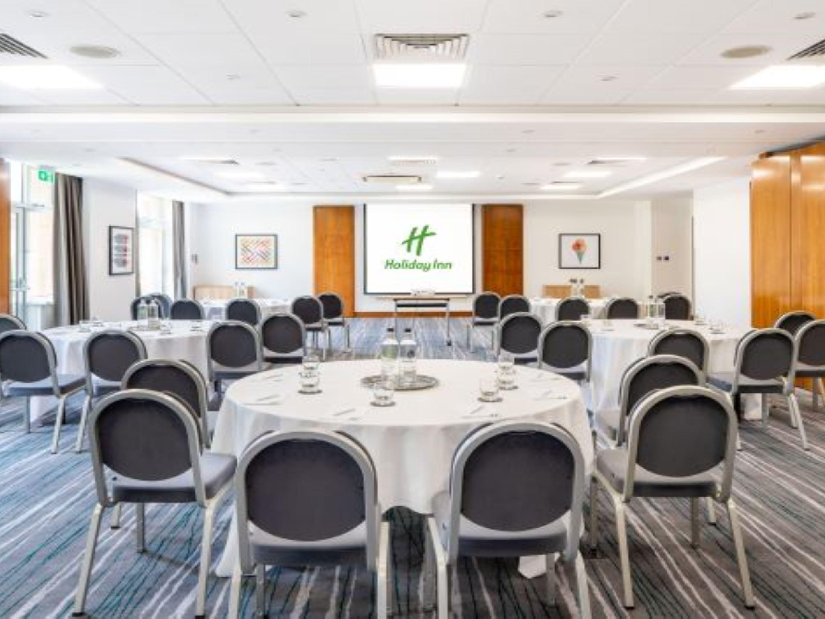 The hotel offers eight different meeting rooms, the largest of which can seat up to 90 guests banquet-style or 140 theatre-style. Natural light and free Wi-Fi will help keep your meeting productive. AV equipment and catering can also be arranged.