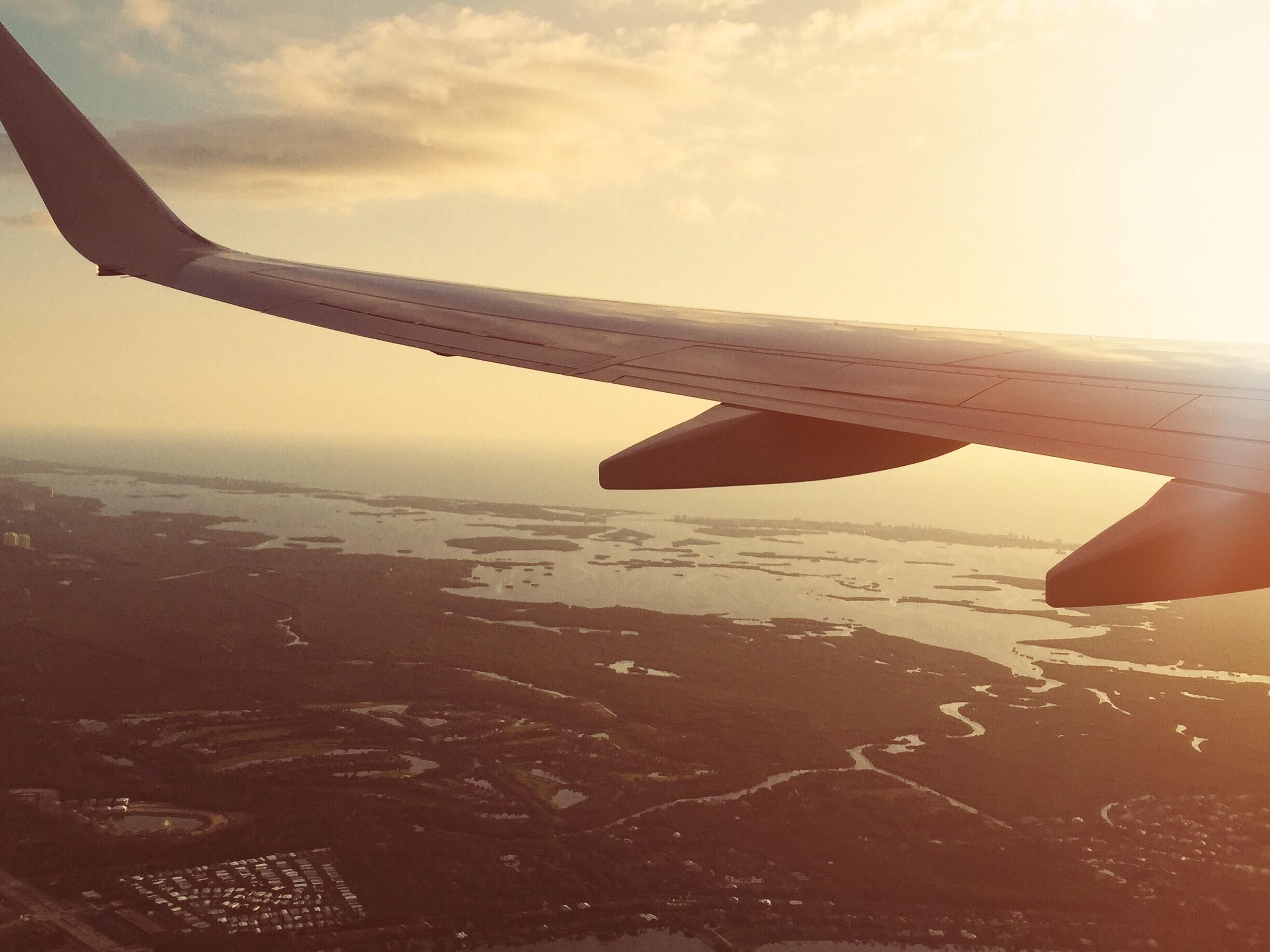 Our hotel near the airport in Grand Rapids makes travel simple with complimentary shuttle service, free parking, and a location just minutes from downtown and top local attractions. 