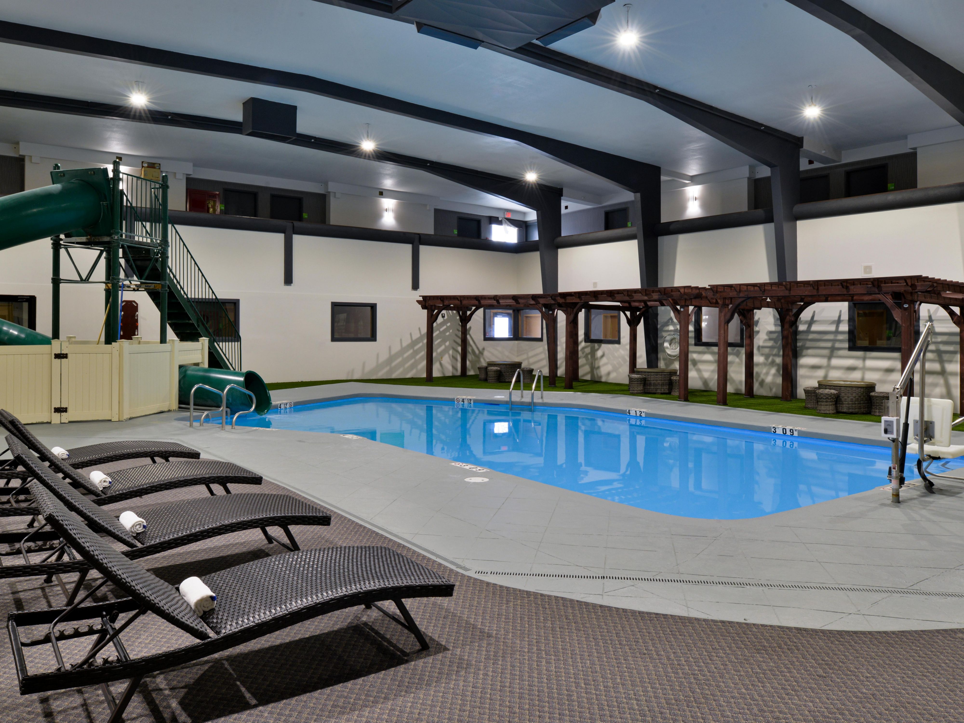 Holiday Inn Great FallsConvention Center Free & More