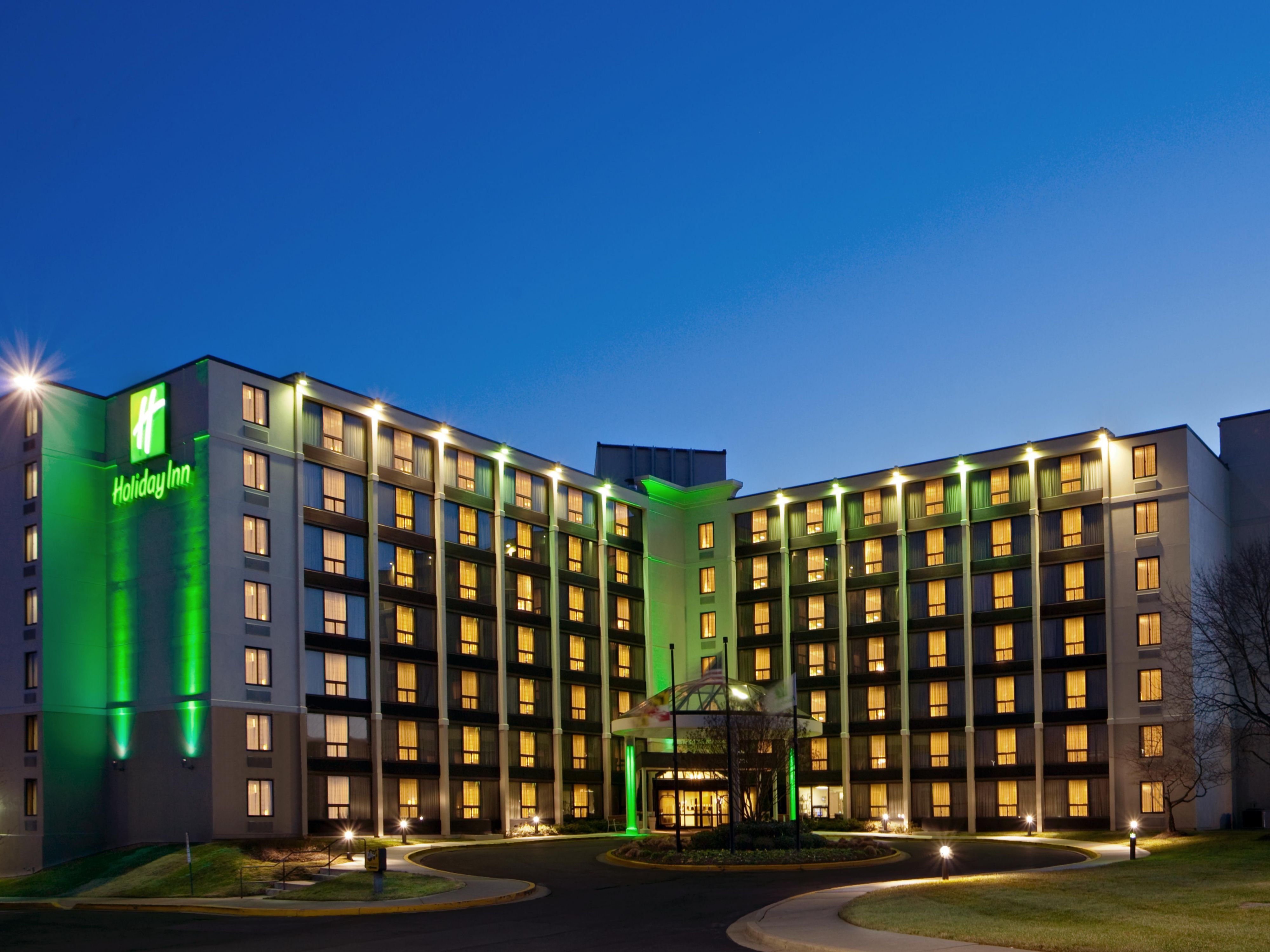 The Greenbelt Metro train is less than 2 miles from the hotel with access to all the Washington, DC attractions.

While the hotel does not provide a shuttle to and from the Metro, contact the Front Desk for alternative options such as Taxi or Ride Share.
