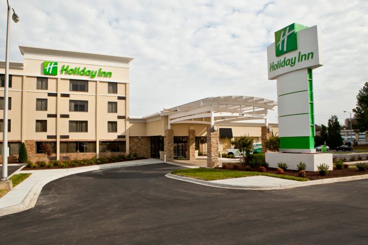 Holiday Inn Greensboro Airport