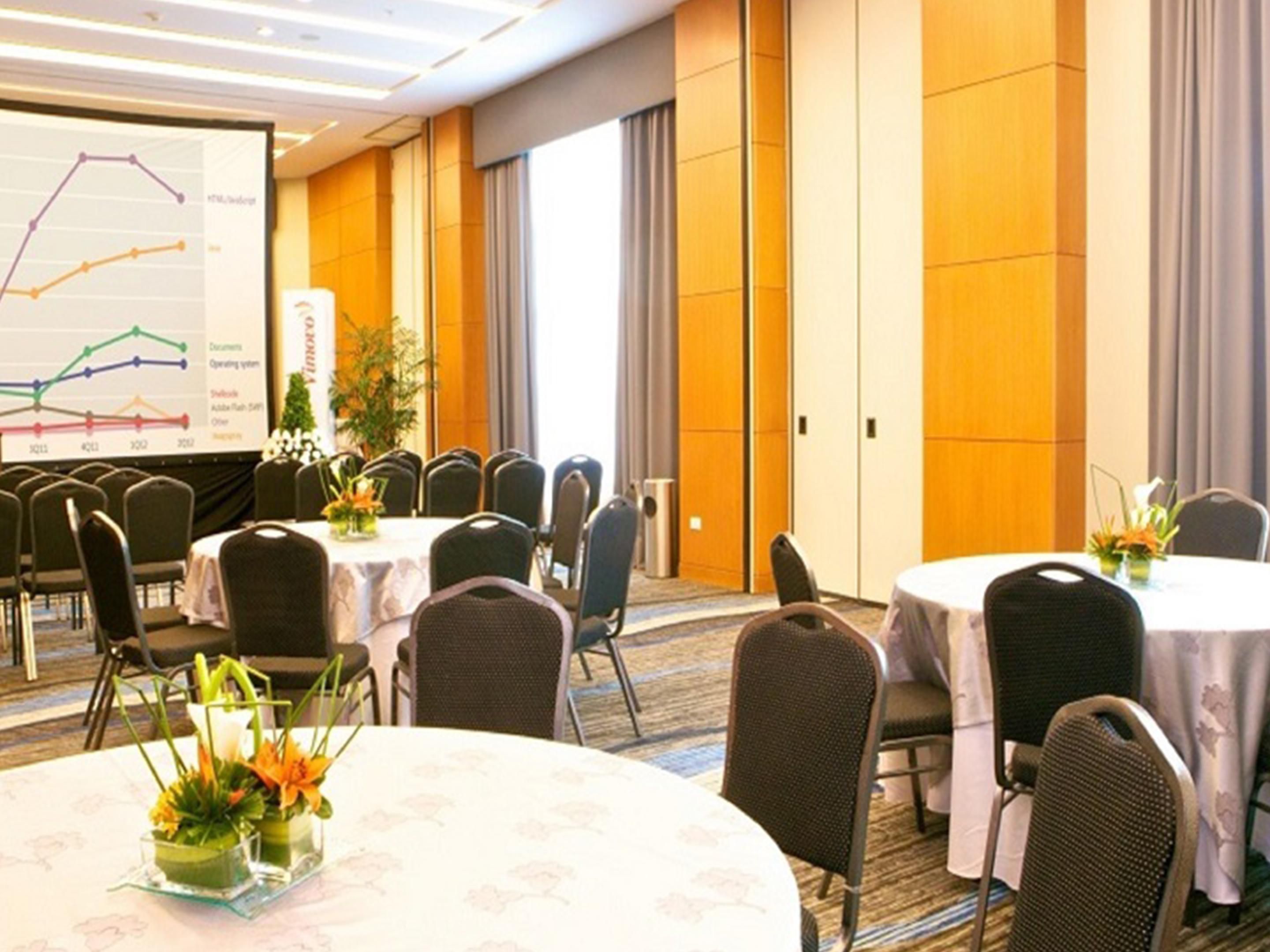 Reserva tus eventos con nosotros.
