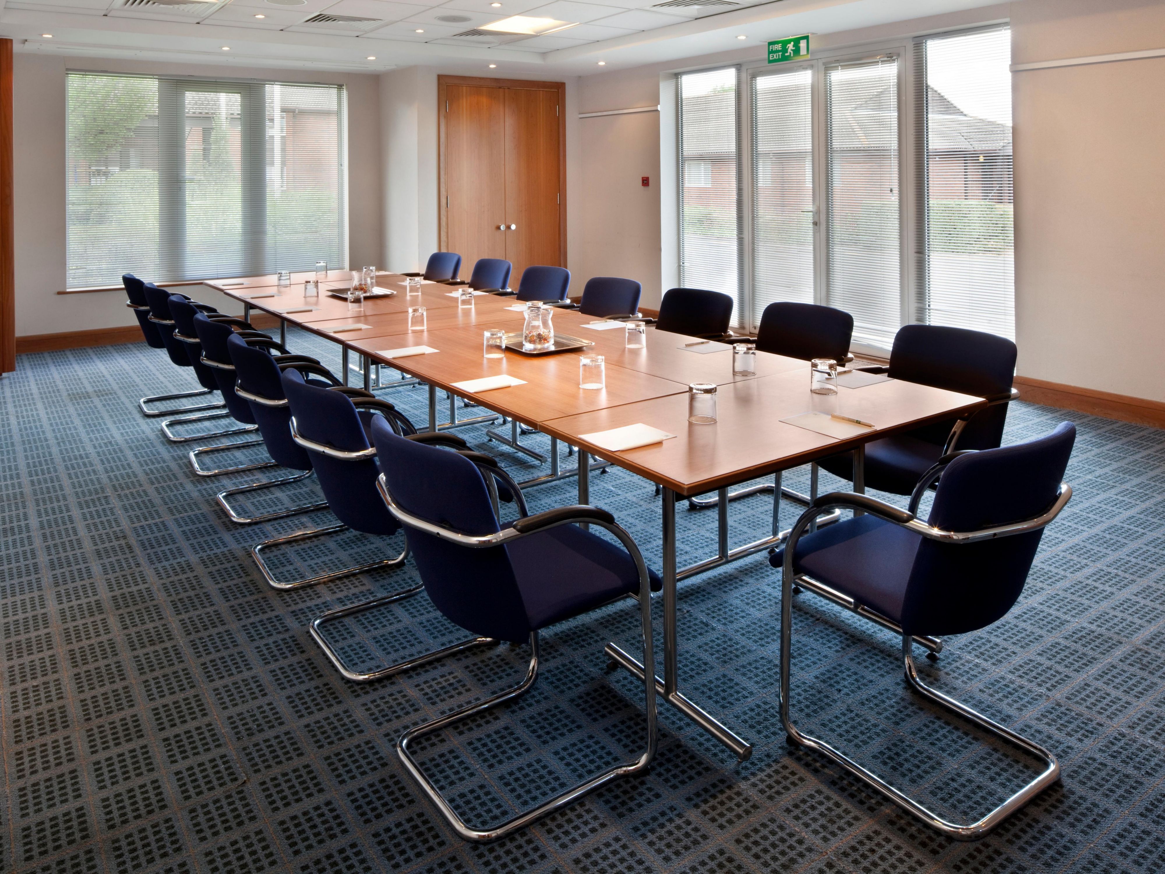 Hotels Near Guildford Station: Holiday Inn Guildford