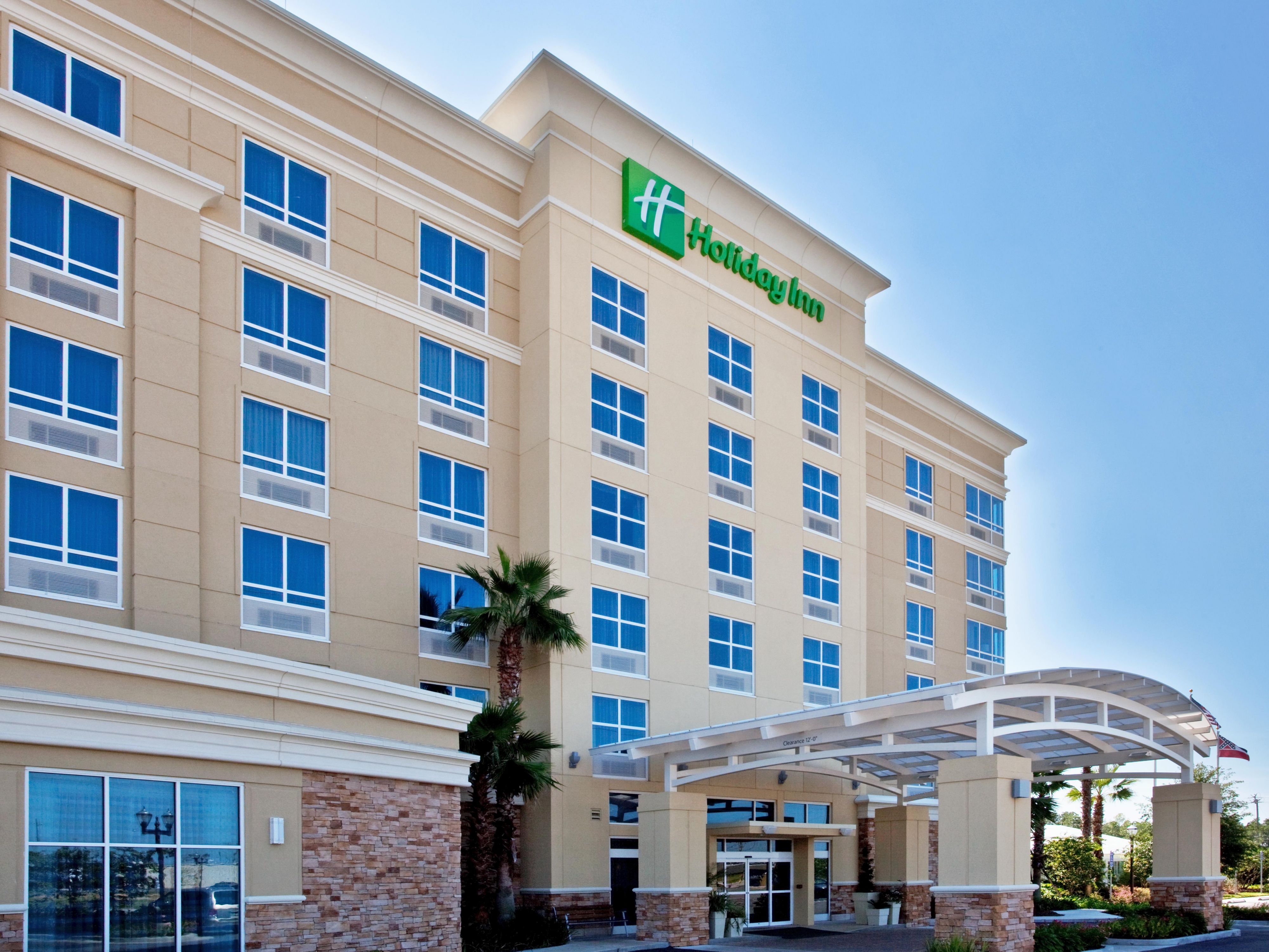 Holiday inn mai. Галфпорт. Holiday Inn. Галфпорт США.