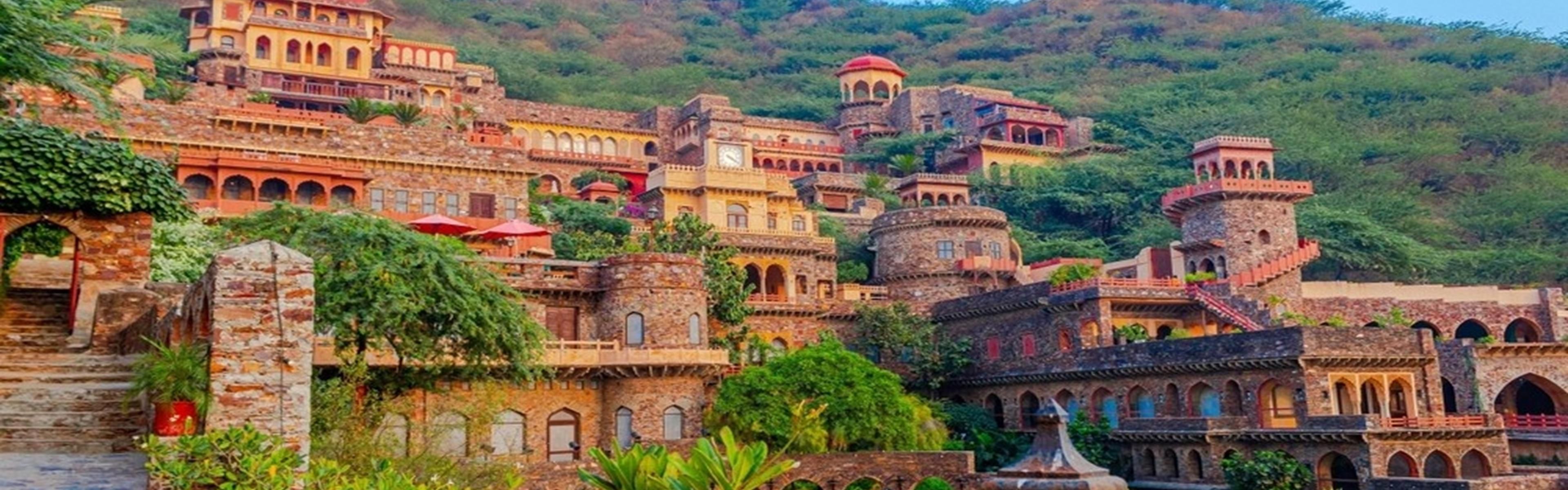 Neemrana Fort as described on local area page