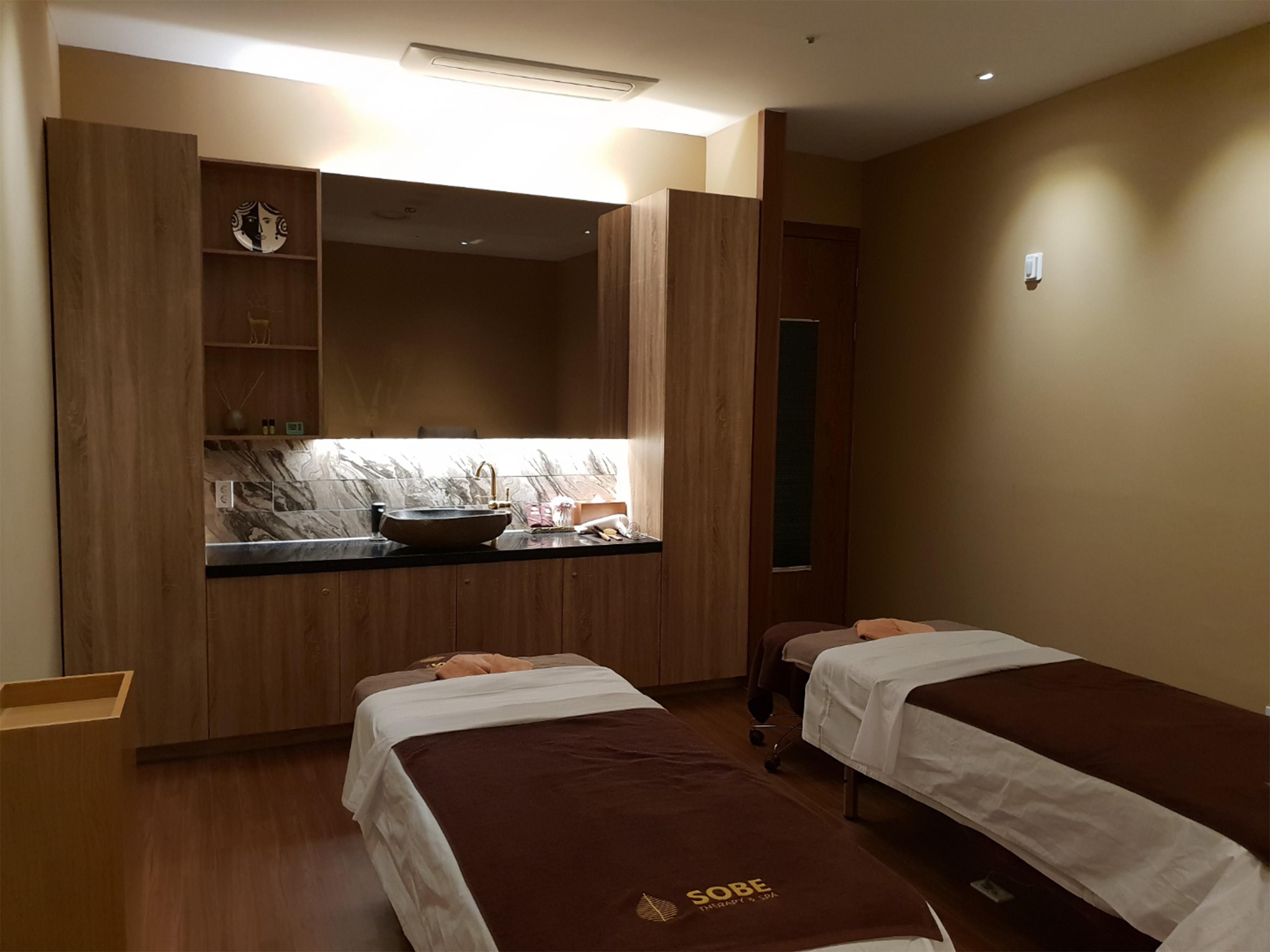 Get the luxury spa experience in Gwangju. The first luxurious spa of southwestern Korea, SPA SOBE provides a space for an escape to a haven of tranquillity. The spa features a set of comprehensive health and beauty therapies with an overall goal of enhancing wellness.