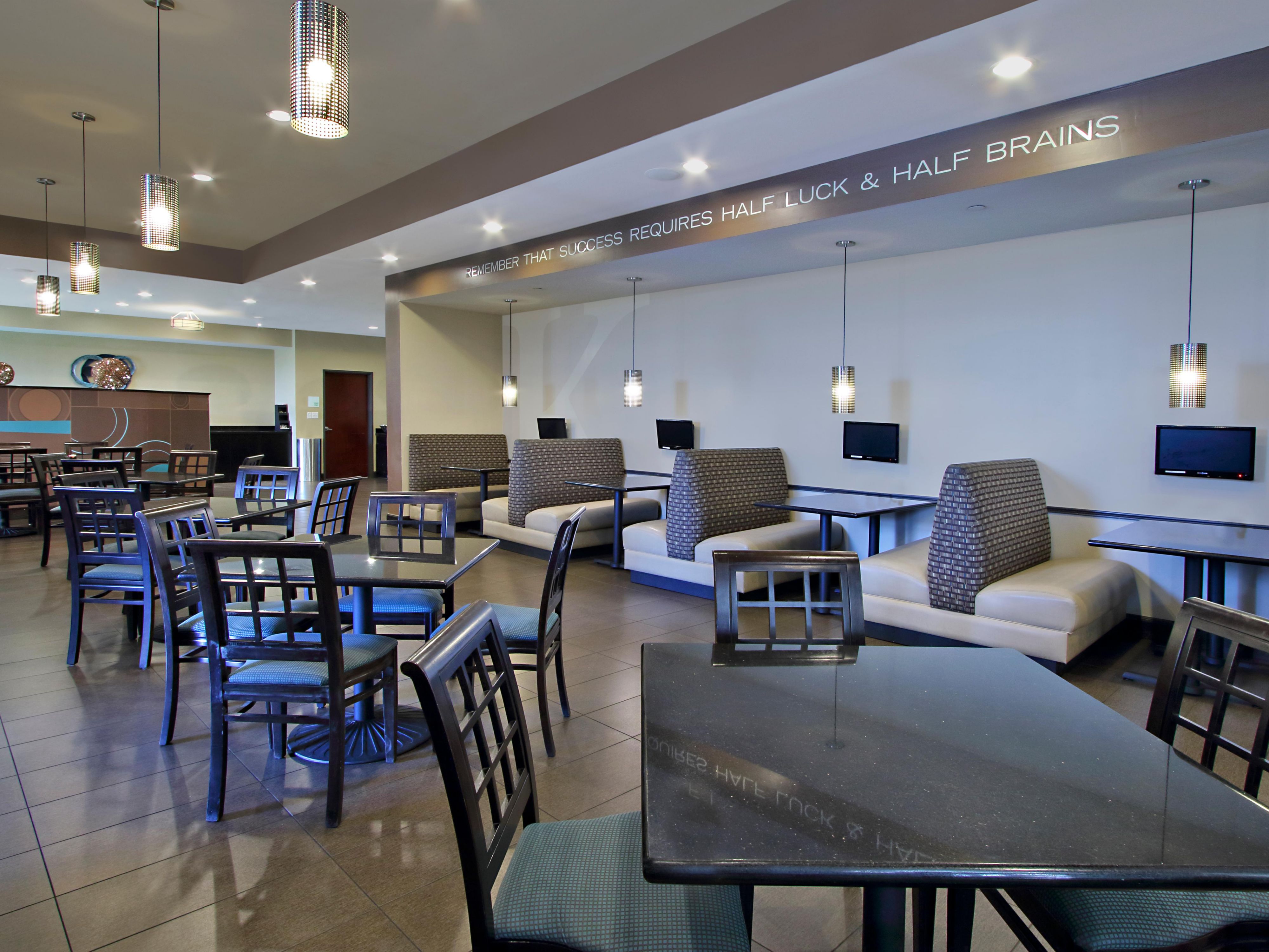 Our full-service restaurant offers a daily full breakfast buffet for $12.99 per person, and offers cook-to-order dinner service Monday - Saturday evenings.  We offer dine-in or to-go orders!