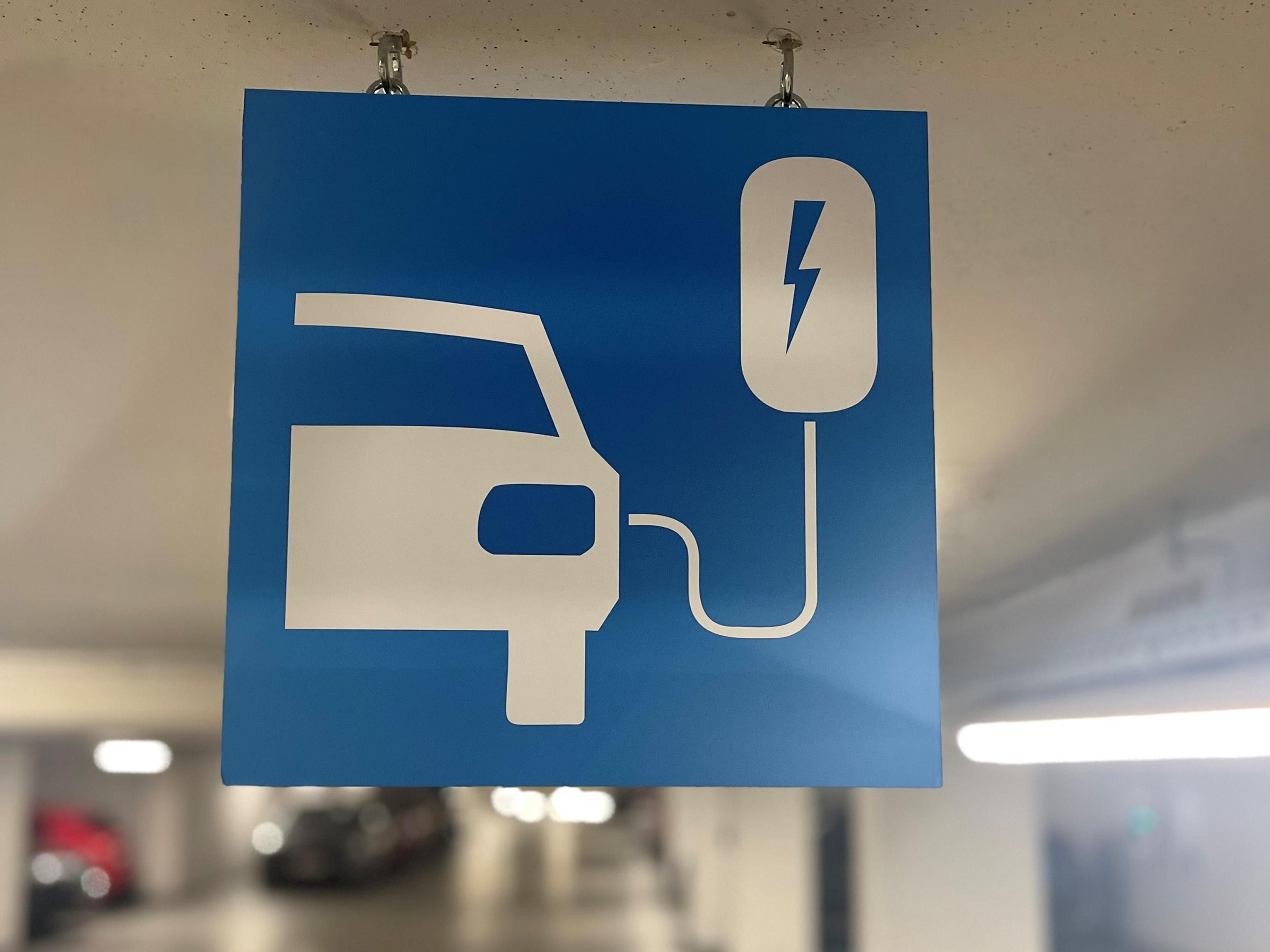 Eight stations are now ready to charge your car at Q Park Molenpoort beneath the hotel, upon availability.