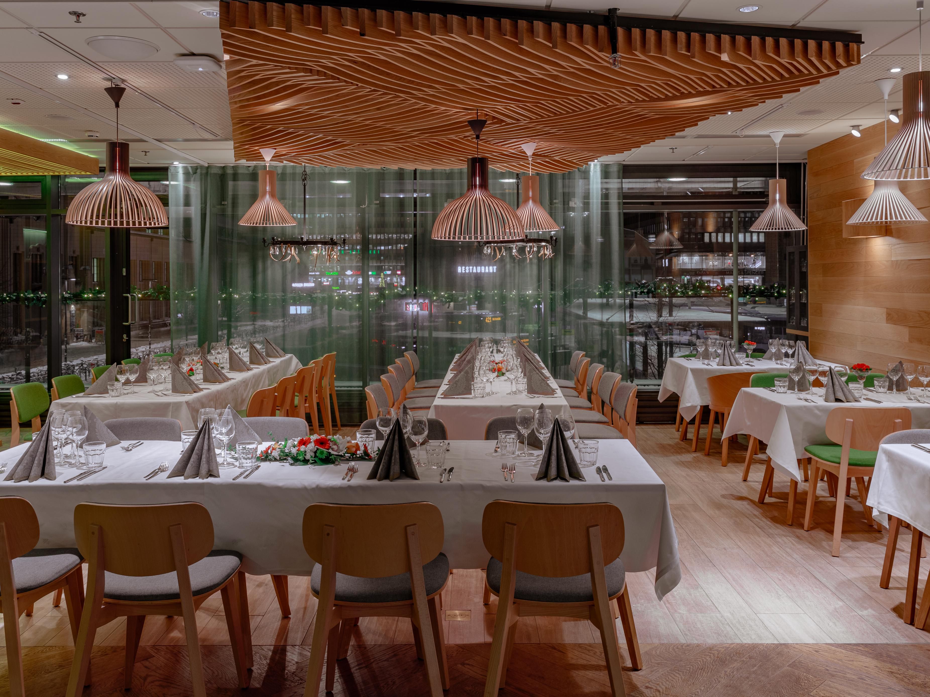You can organize a private dinner or cocktail event at our Open Lobby's second floor restaurant. Please contact our sales for more information sales@holidayinnhelsinki.fi