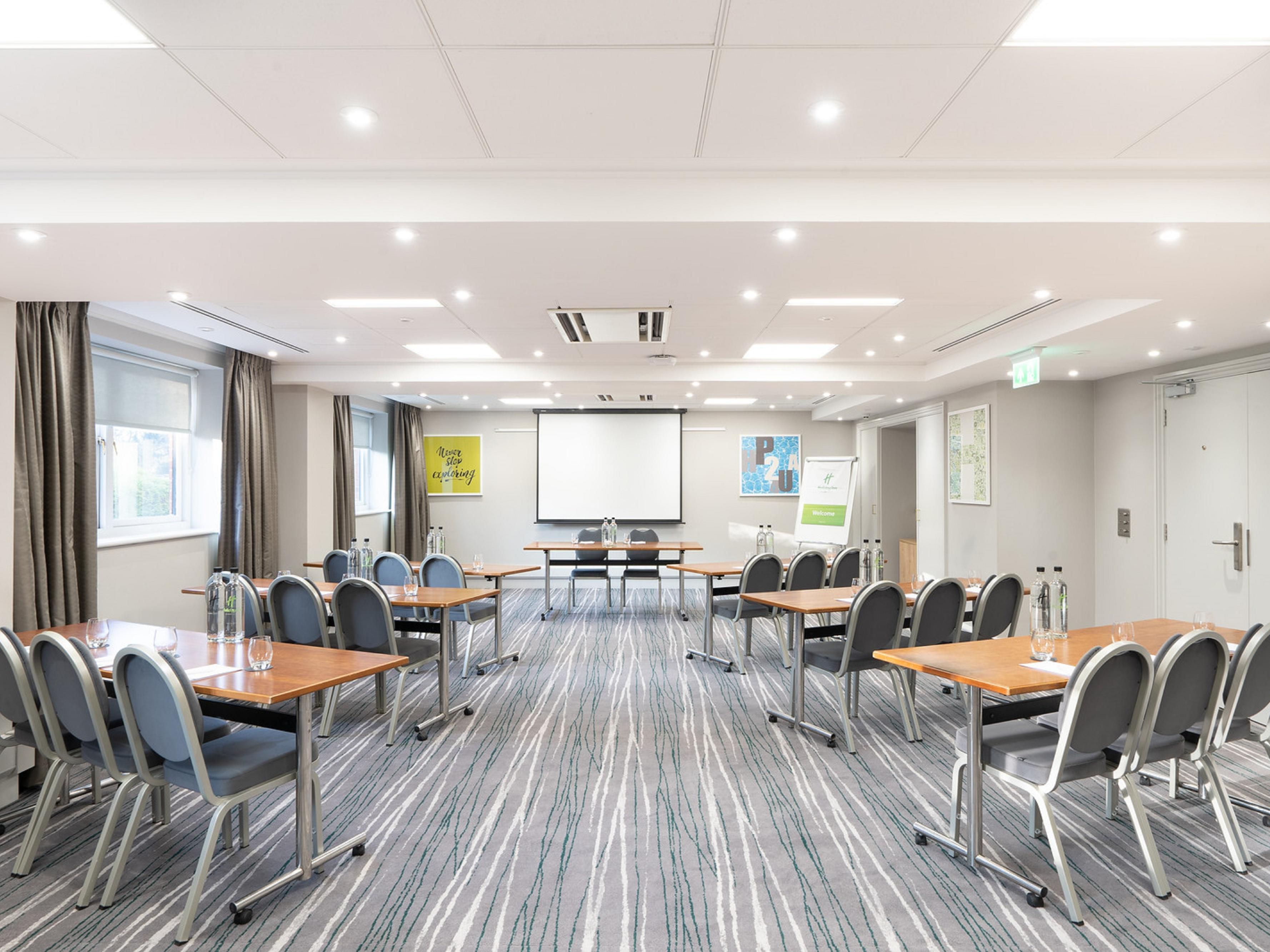 The hotel offers 7 meeting rooms, with capacities ranging from 2 to 130.
Expect great service, wonderful food selections and all your AV needs.
From conferences to gala dinners our flexible space is flooded with natural daylight and equipped for your next event!