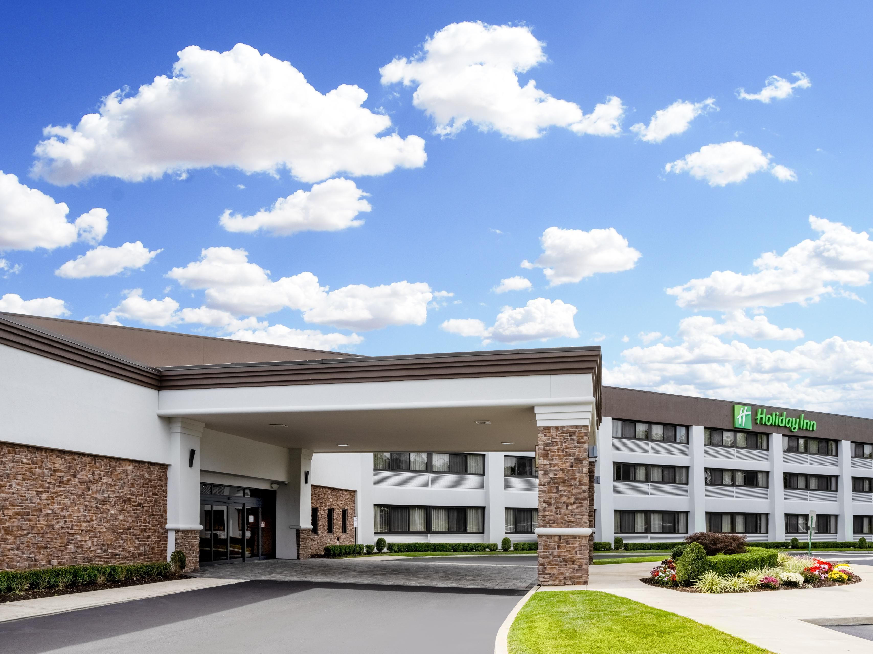 HOLIDAY INN EXPRESS & SUITES BROOKHAVEN, AN IHG HOTEL - Updated