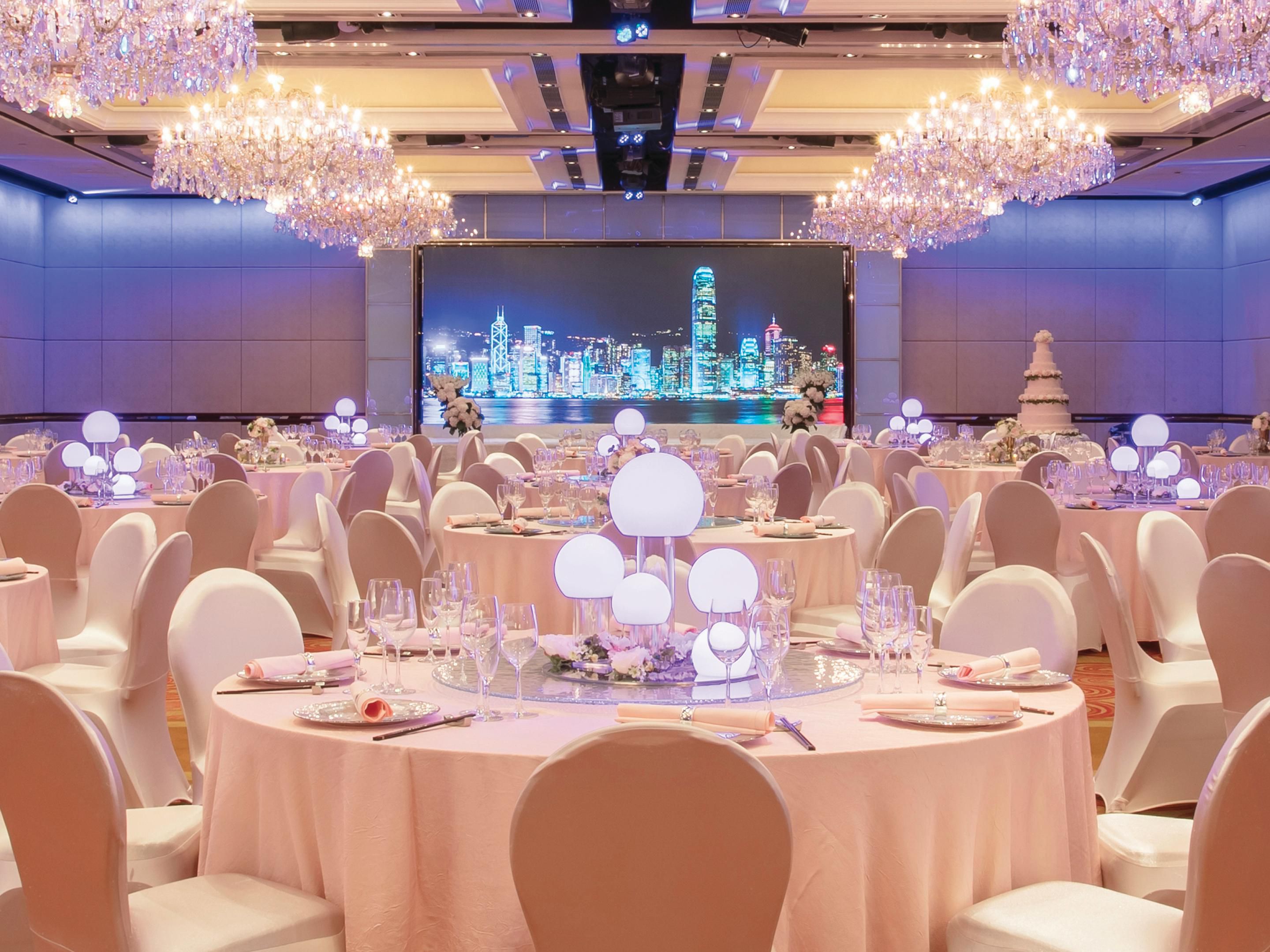 Bringing a stunning visual experience for your meeting event. Our built-in 6 x 2.5 meters LED wall allows guests to display their personalized graphics, images and videos on a big screen, impressing everyone visually. We will also offer a selection of wonderfully designed standard LED wall backdrops.