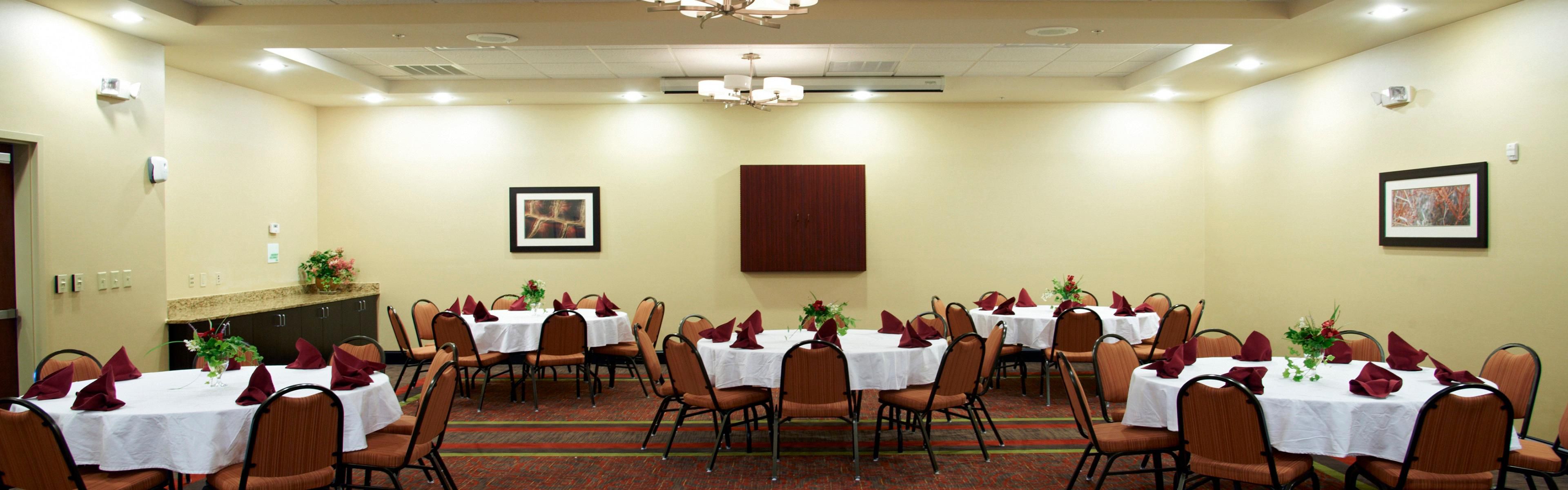 Meeting rooms in Hoover Holiday Inn Birmingham Hoover Hotel