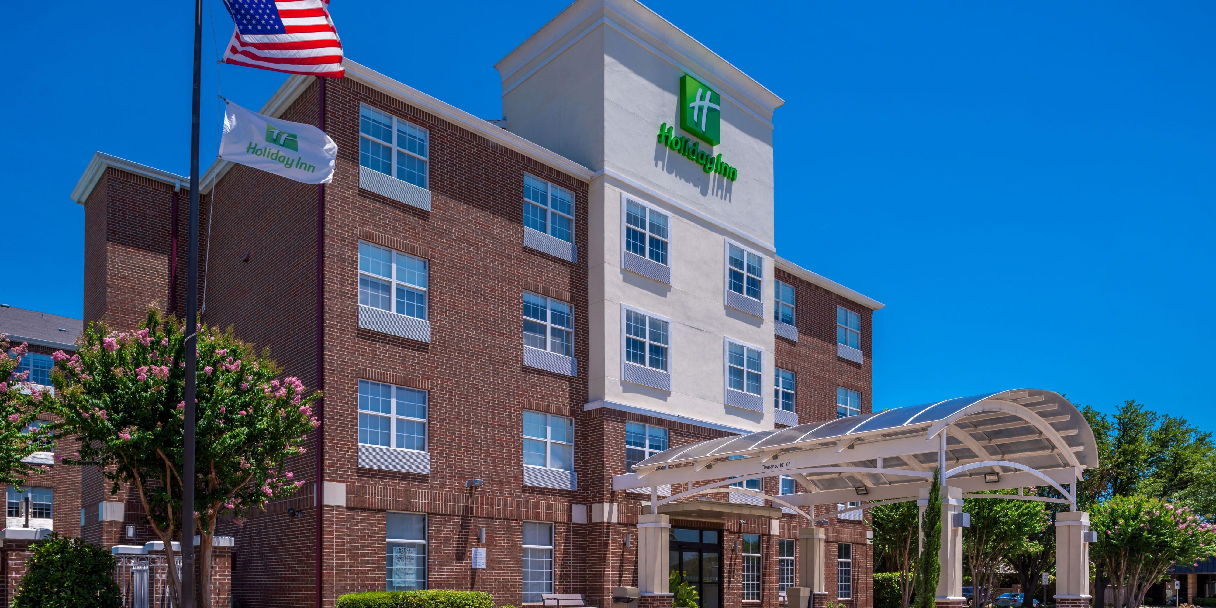 Holiday Inn & Suites Dallas Addison
