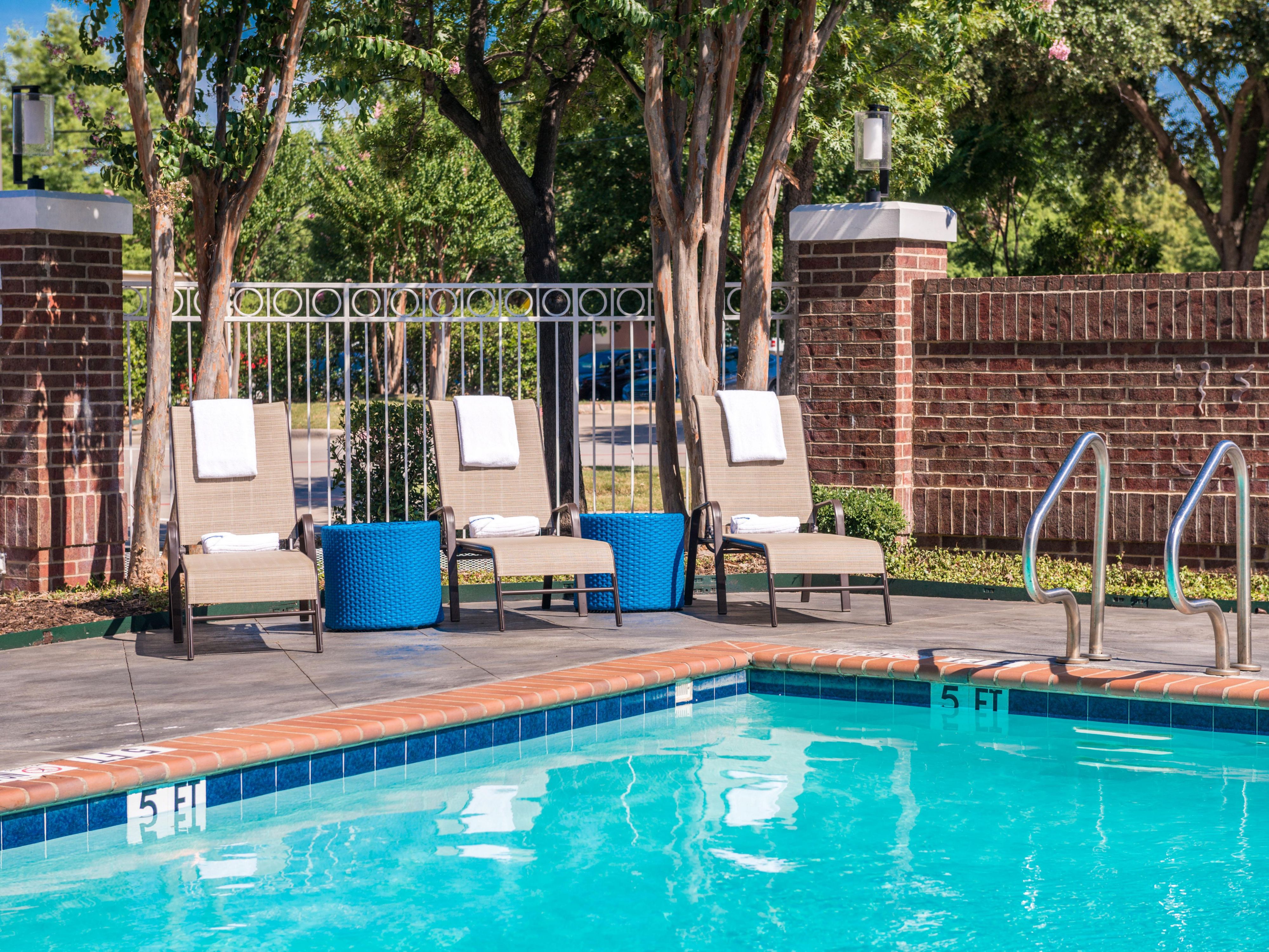 Enjoy excellent amenities at our Dallas-Addison hotel. We are a pet-friendly hotel in Addison, so bring your furry friend. Stay active with our on-site gyms in Addison, TX, and unwind with a swim at our relaxing Addison hotel with a pool—the perfect way to recharge after a day out.