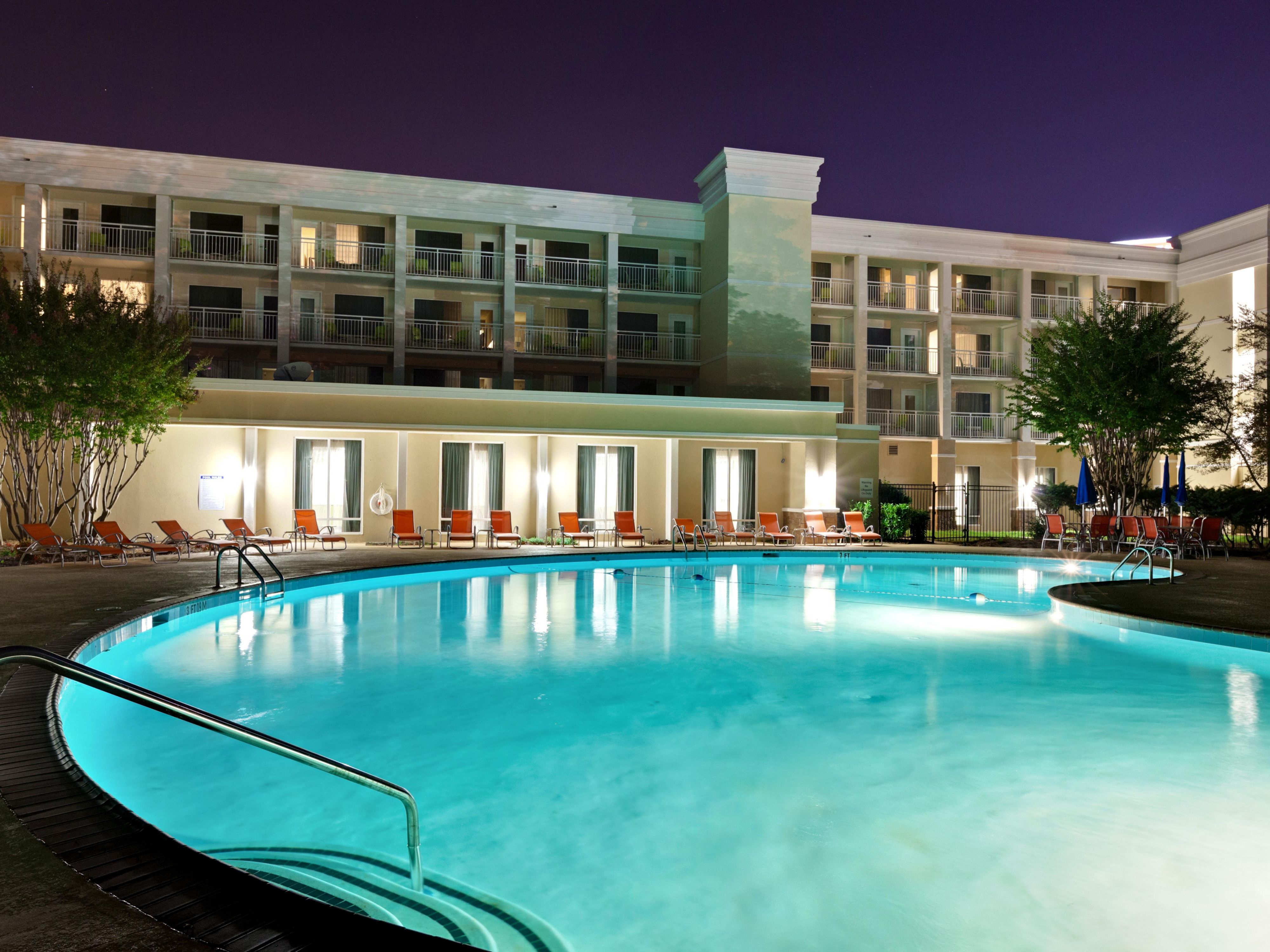 Whether you're traveling for business or pleasure, our hotel near the airport is a great choice. Our amenities include a seasonal outdoor pool, a 24-hour fitness center, as well as on-site dining options from which to choose.
