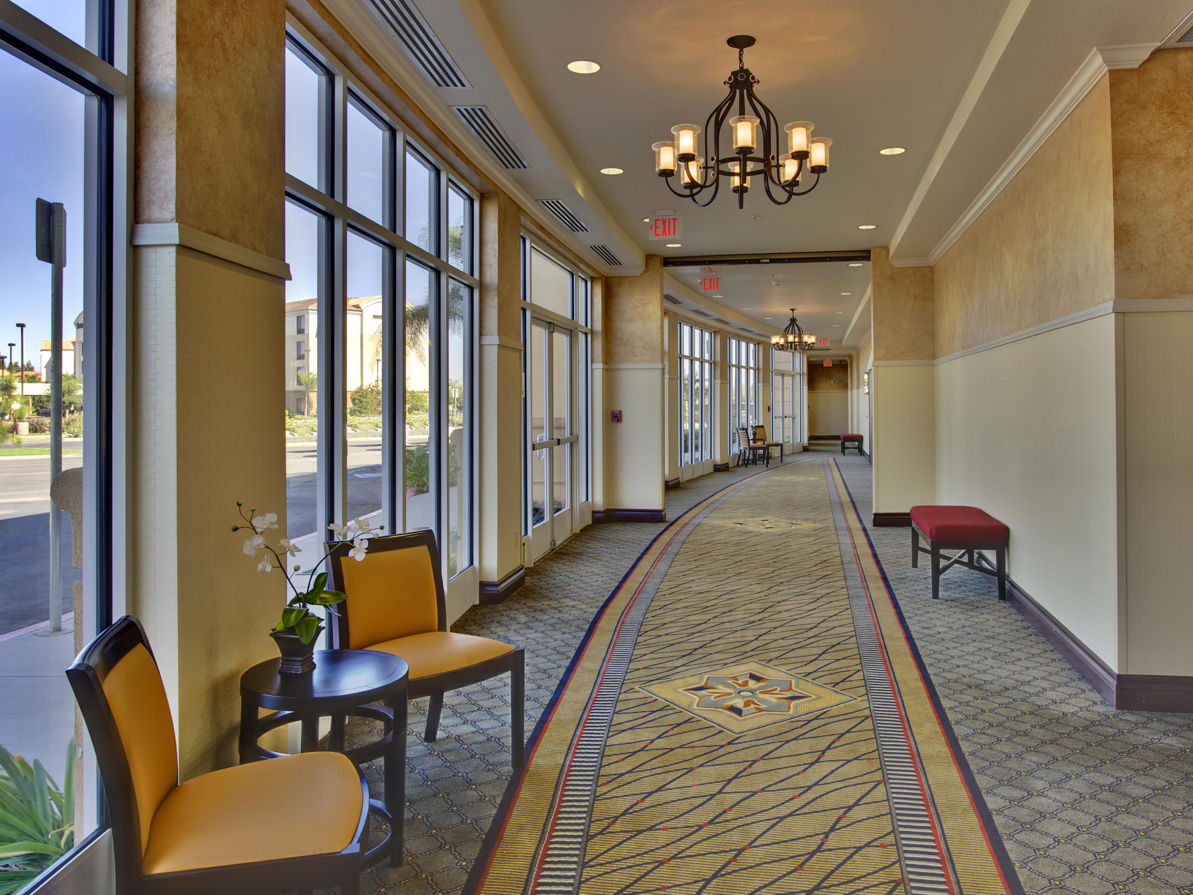Are you planning a meeting or need a block of guestrooms? Sign up for FREE as an IHG Rewards Member, then upgrade to IHG Business Rewards where you will receive points for reserving your group with us! 