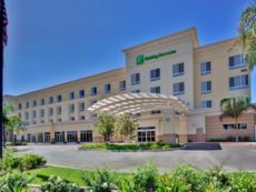 Holiday Inn & Suites Bakersfield