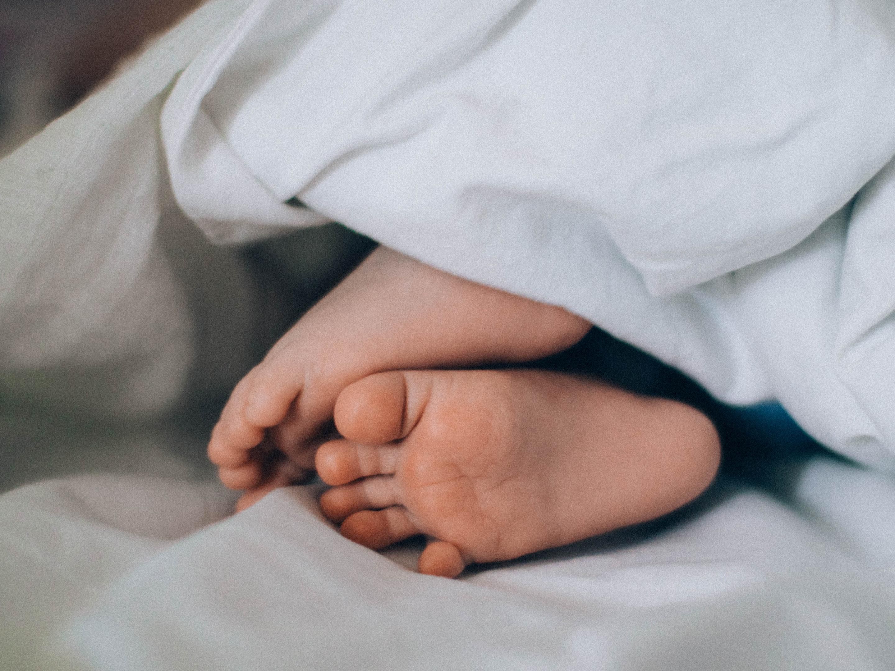 убийство матерью новорожденного. приснились умирающие младенцы. мёртвых новорождённых детей. терри пратчетт сонный паралич. мертвые младенцы послеиаборта.