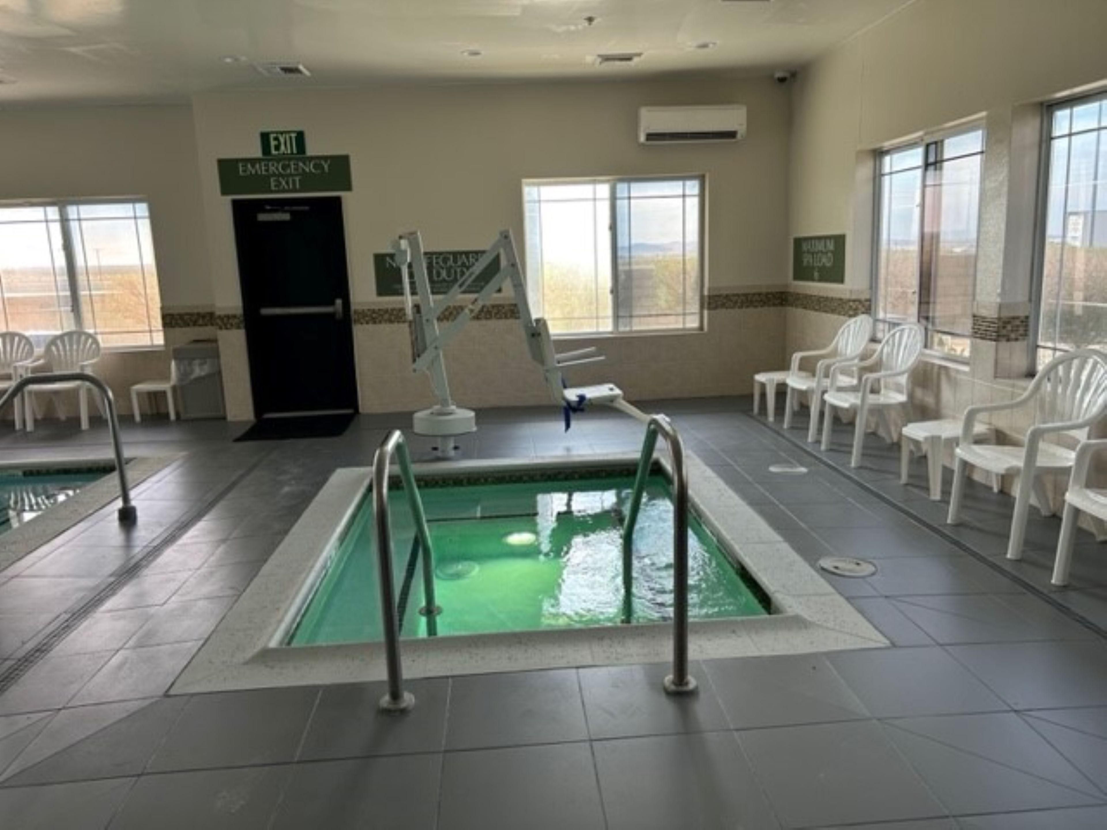 When you’re done splashing about in our indoor pool, consider relaxing in style in our on-site whirlpool hot tub. Both clean and spacious, this advanced setup is perfect for those looking to wind down a stressful work day by themselves, with coworkers, or with family or friends. You can’t go wrong with a dive in our soothing whirlpool hot tub.