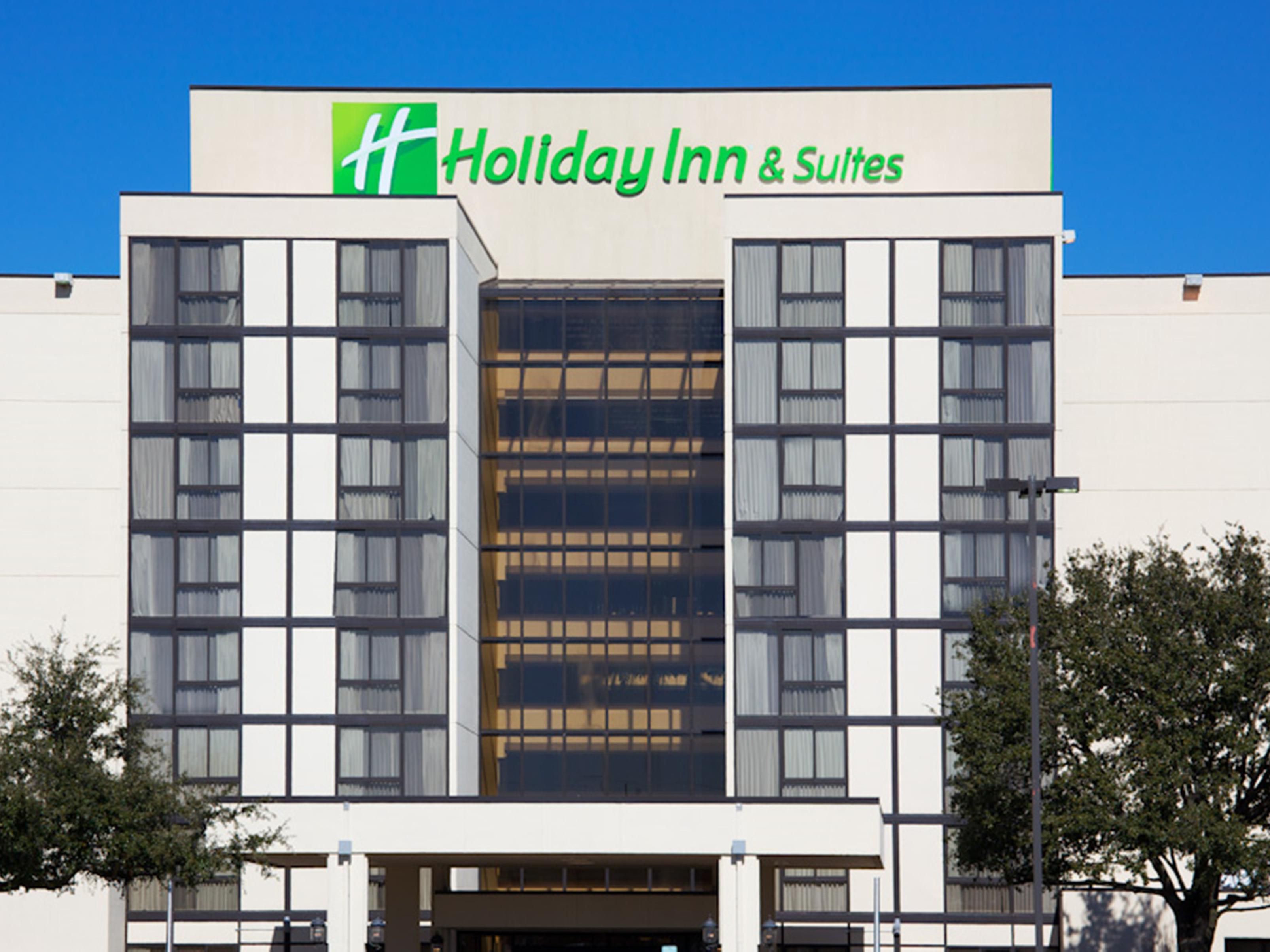 Kid Friendly Hotels in Beaumont Holiday Inn Suites Beaumont