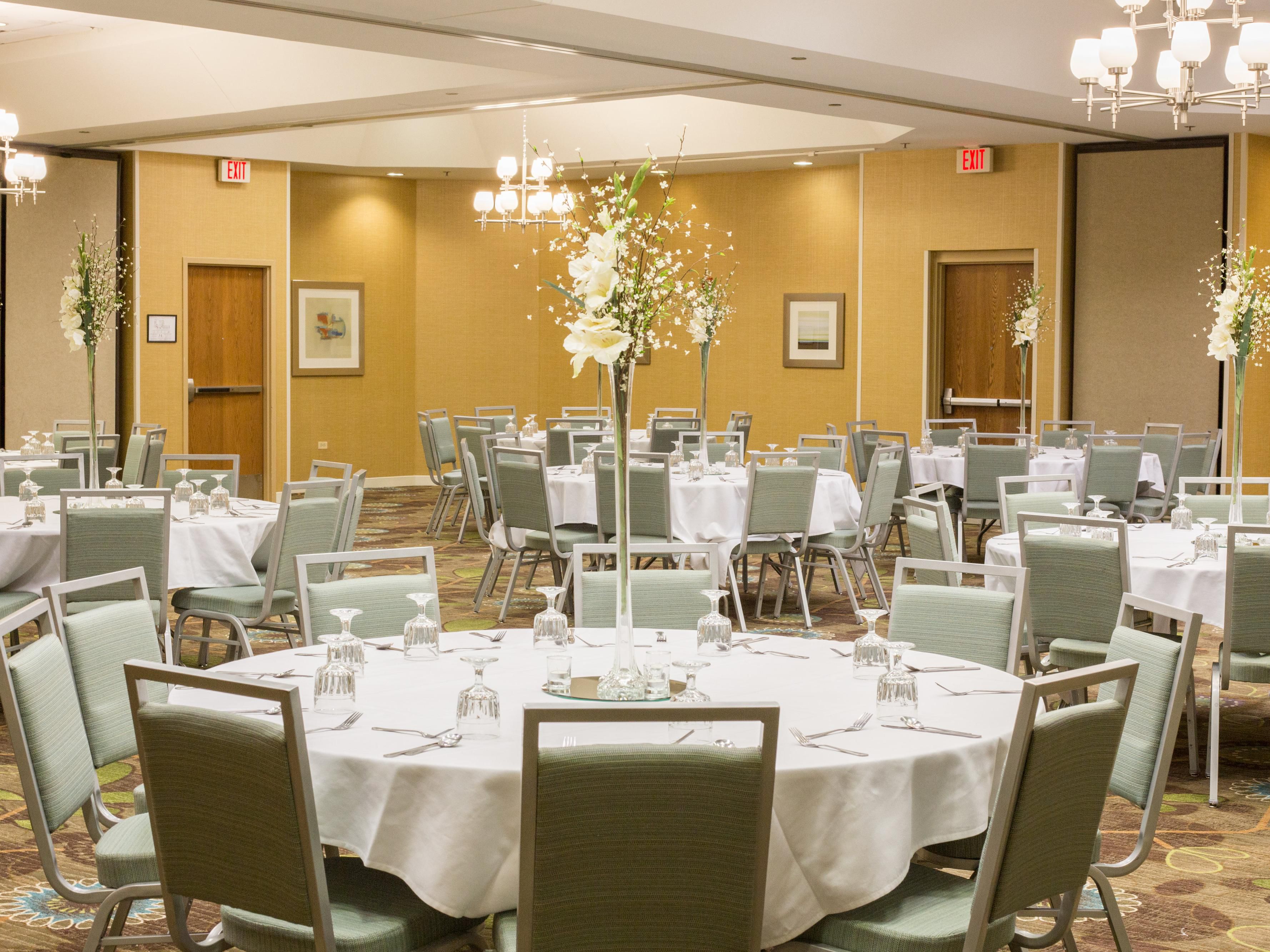 Your one-stop meeting & event destination! With 3,773 square feet of flexible ballroom and breakout space, an executive boardroom, onsite AV rentals and a full-service sales & catering team – Look No Further! Corporate meetings, reunions, receptions, job fairs, recognition luncheons and more – they are all our specialty!