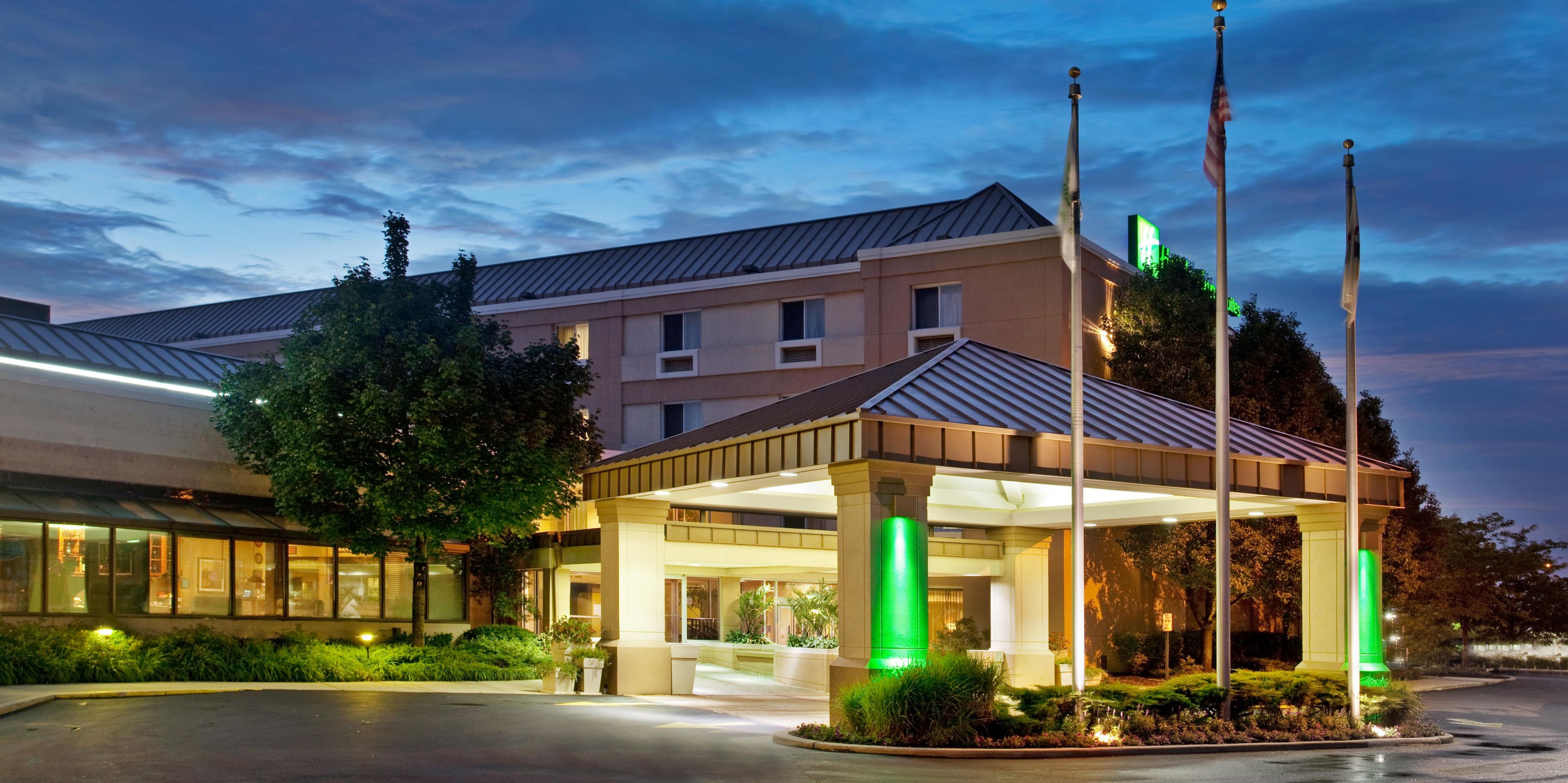 Holiday Inn & Suites Chicago-Carol Stream (Wheaton)