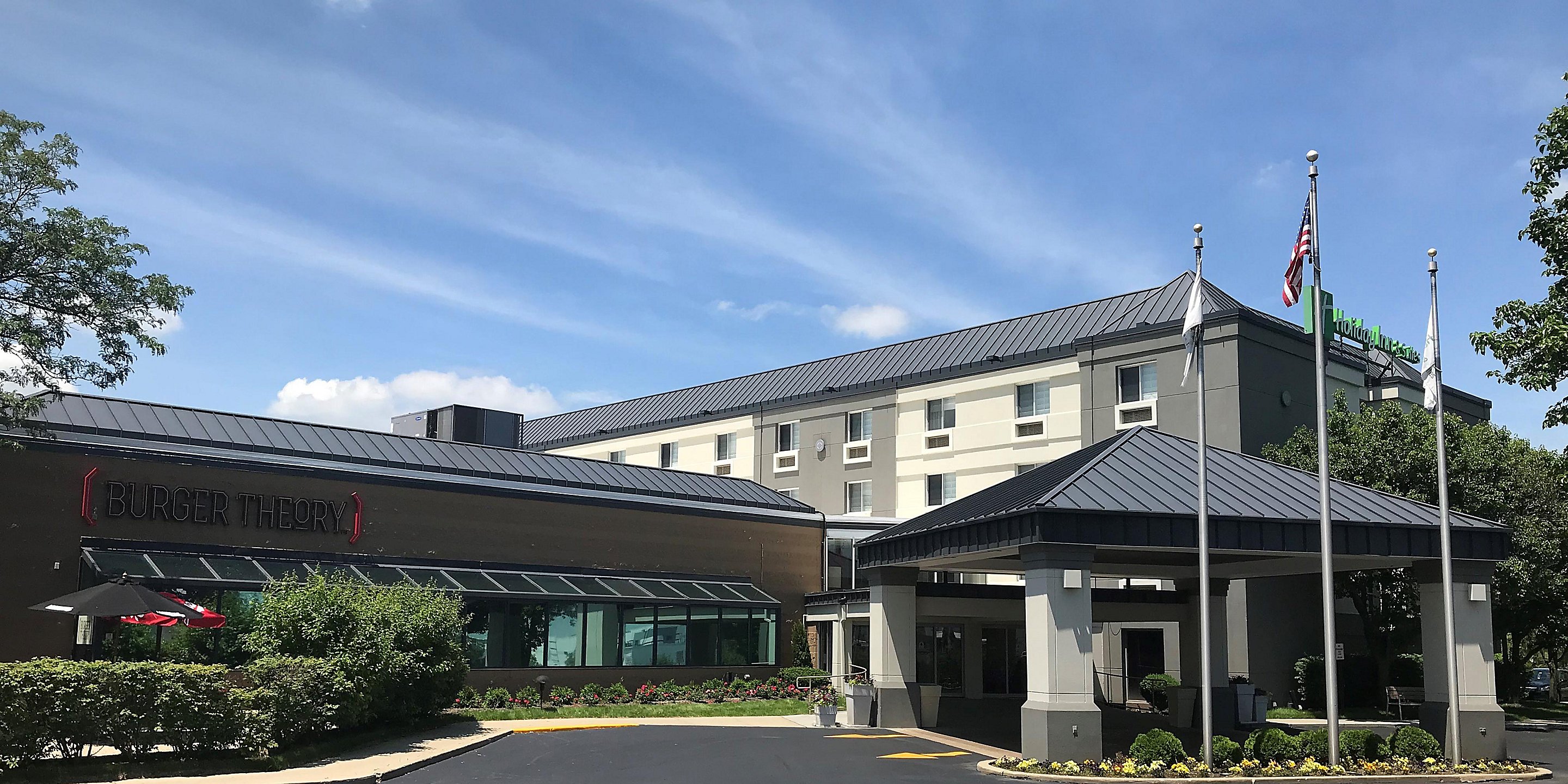 The Fresh, New Look of the Holiday Inn &amp; Suites - Carol Stream