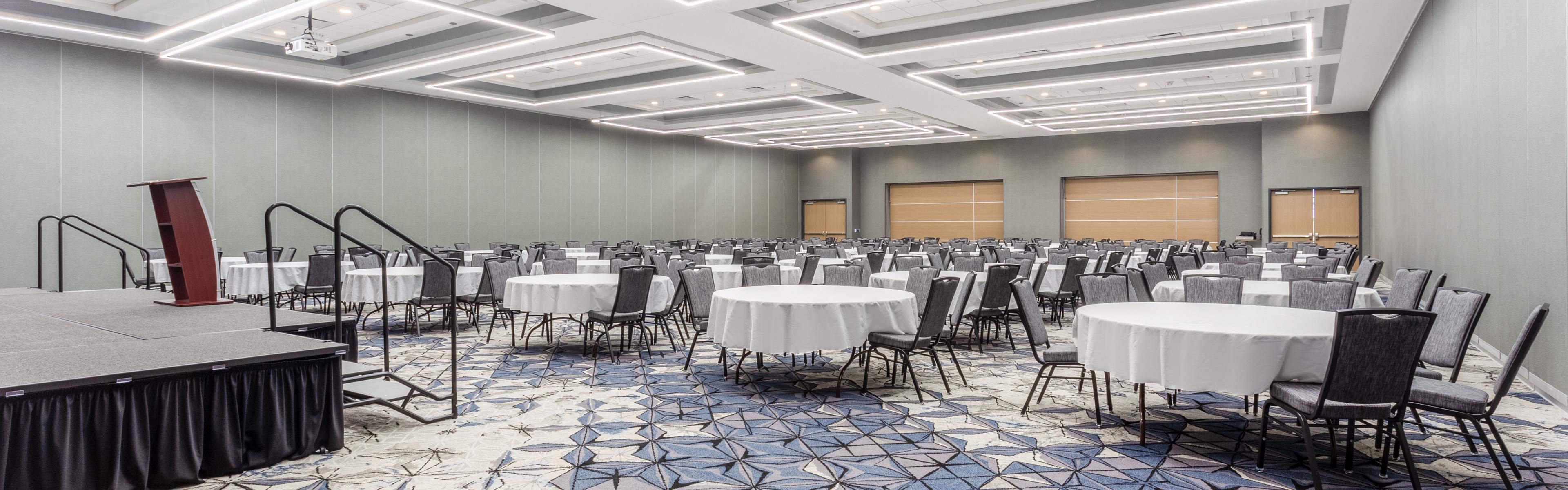 Meeting & Event Space in Cedar Falls Holiday Inn Hotel & Suites Cedar