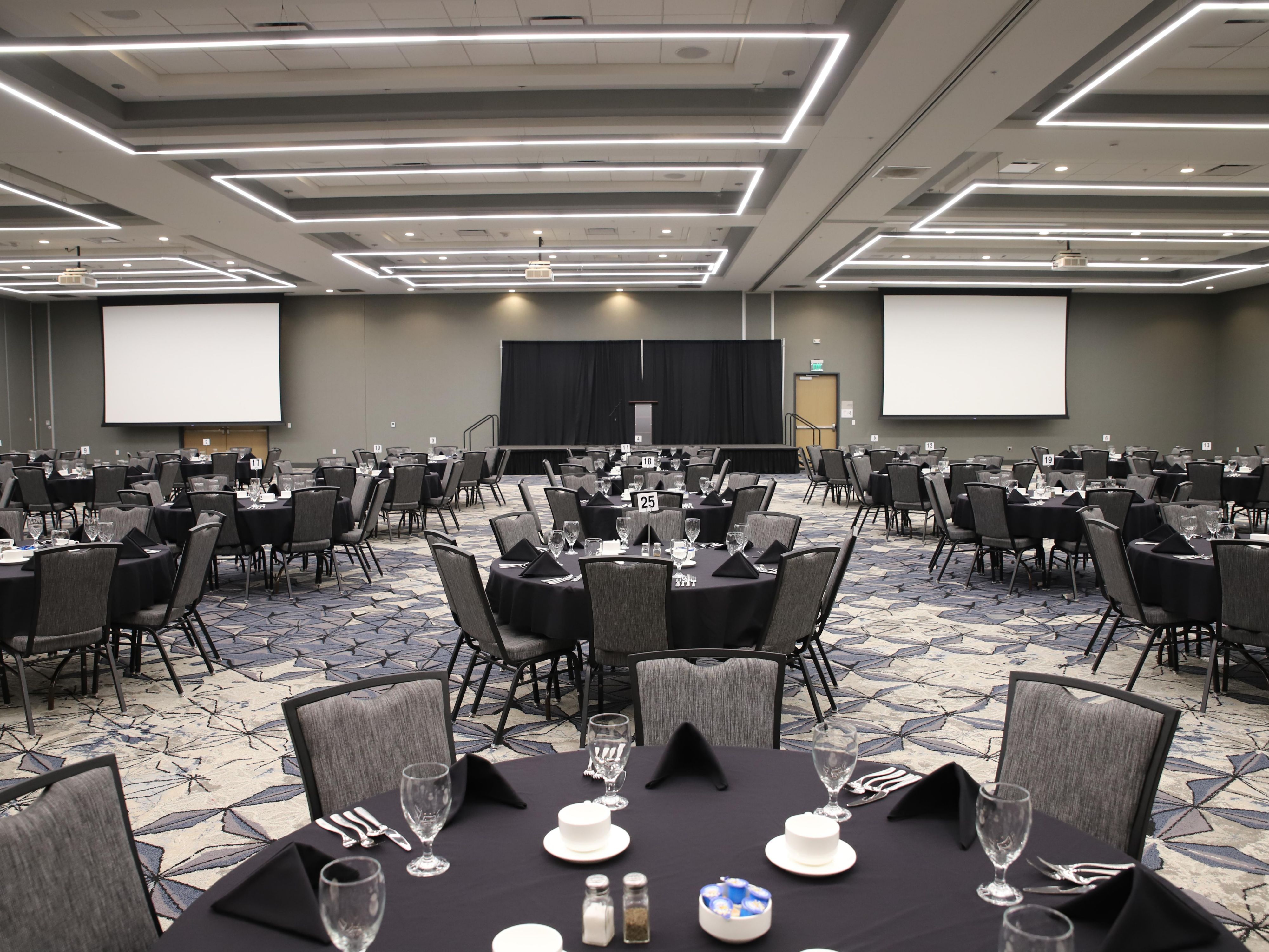 Our Cedar Falls meetings and events center is elegant and versatile. Save up to 75% on meeting room rentals in for August, with spaces ranging from an intimate 24-guest boardroom to a ballroom that accommodates up to 1,000 guests. Book today and make your next event truly unforgettable. Contact the sales team today at dos@opendoorhospitality.com.
