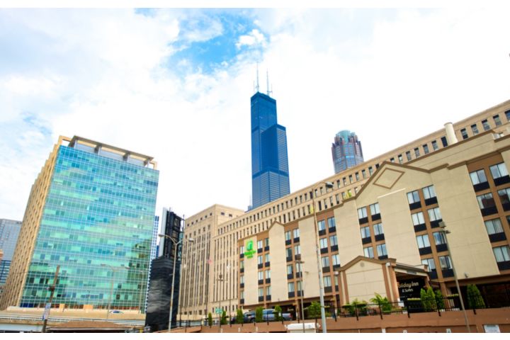 Holiday Inn & Suites Chicago-Downtown