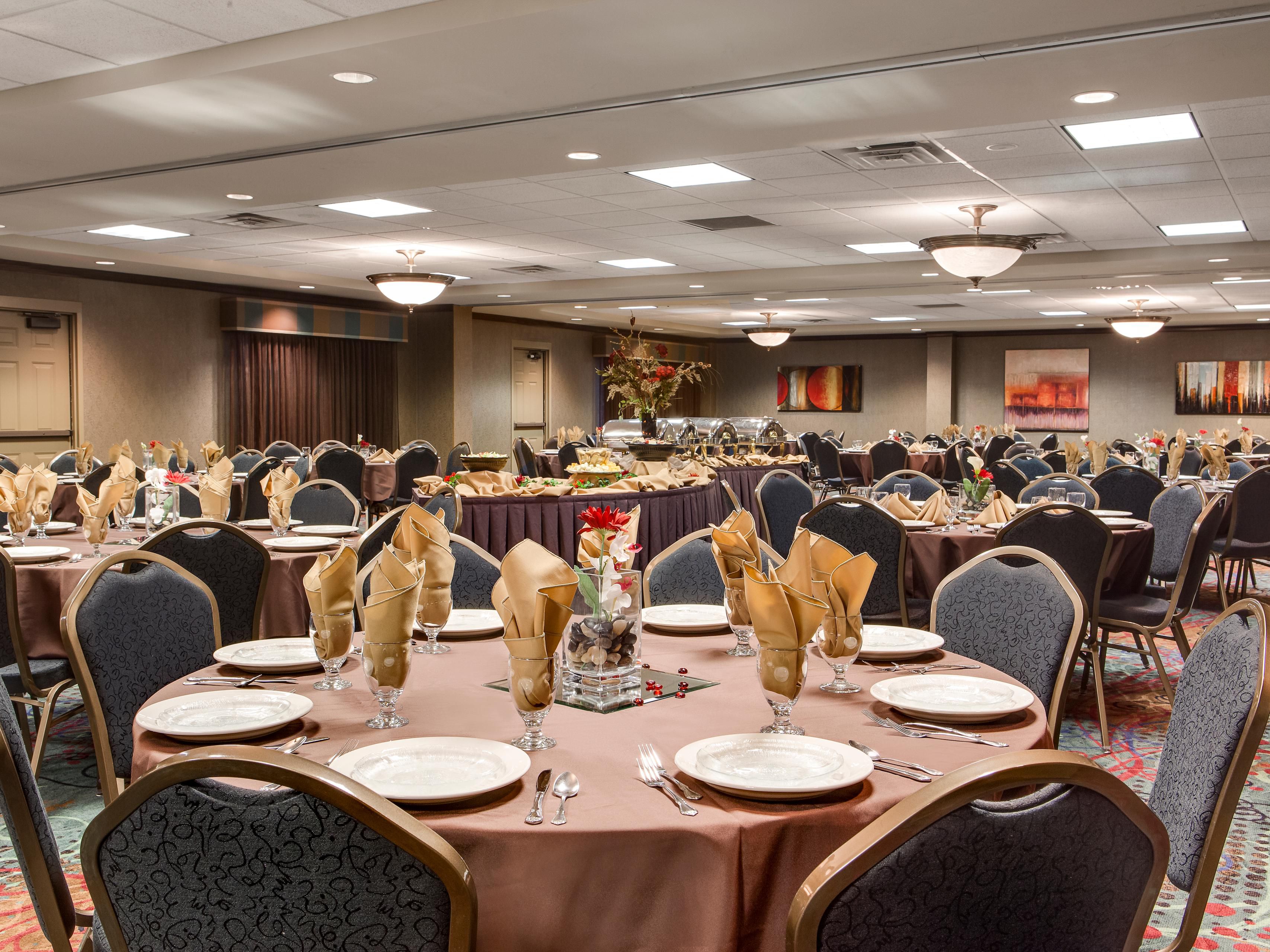 With over 7 meeting rooms and 6,030 sq. ft. of event space, we can seat up to 190 guests for a wedding or 140 guests for a classroom style meeting. Our event space can be beautifully transformed to meet the needs of your style and budget. Contact our professional event planners at 712-329-987 for a free custom quote today!