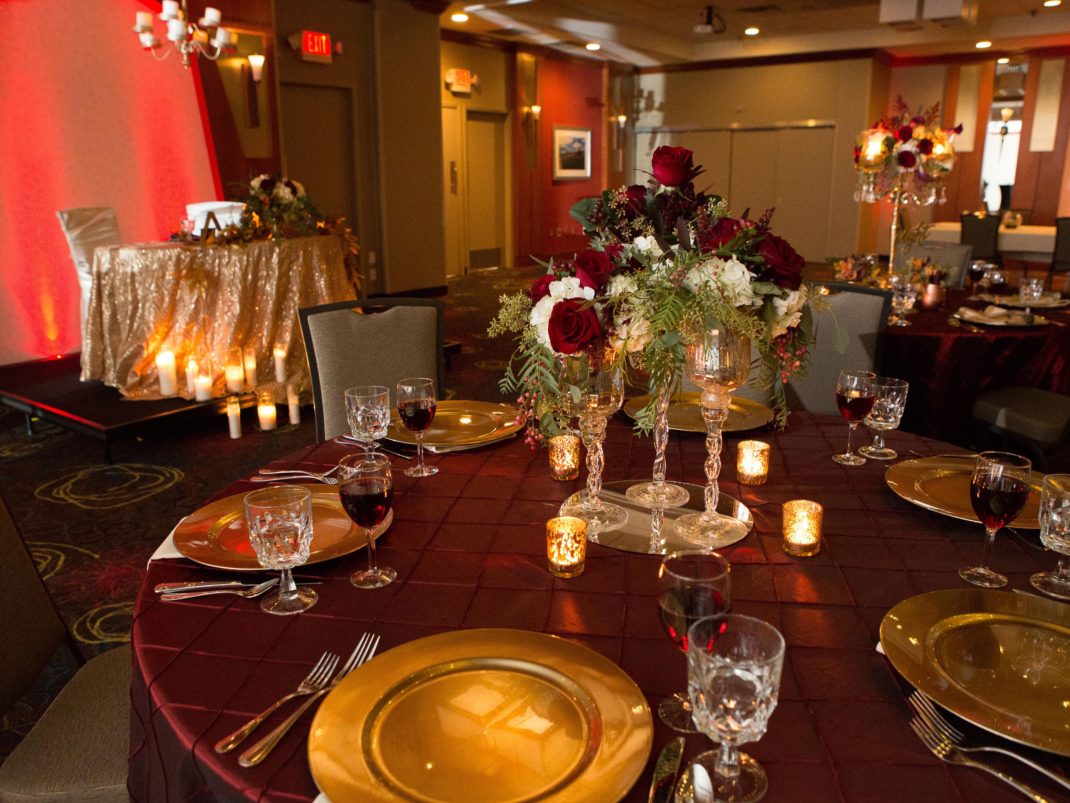 Congratulations on your engagement! Holiday Inn & Suites offers two reception venues: The Great Lakes Ballroom and the Lyric Conference Center. Call our Sales office to learn more! 218-727-7492