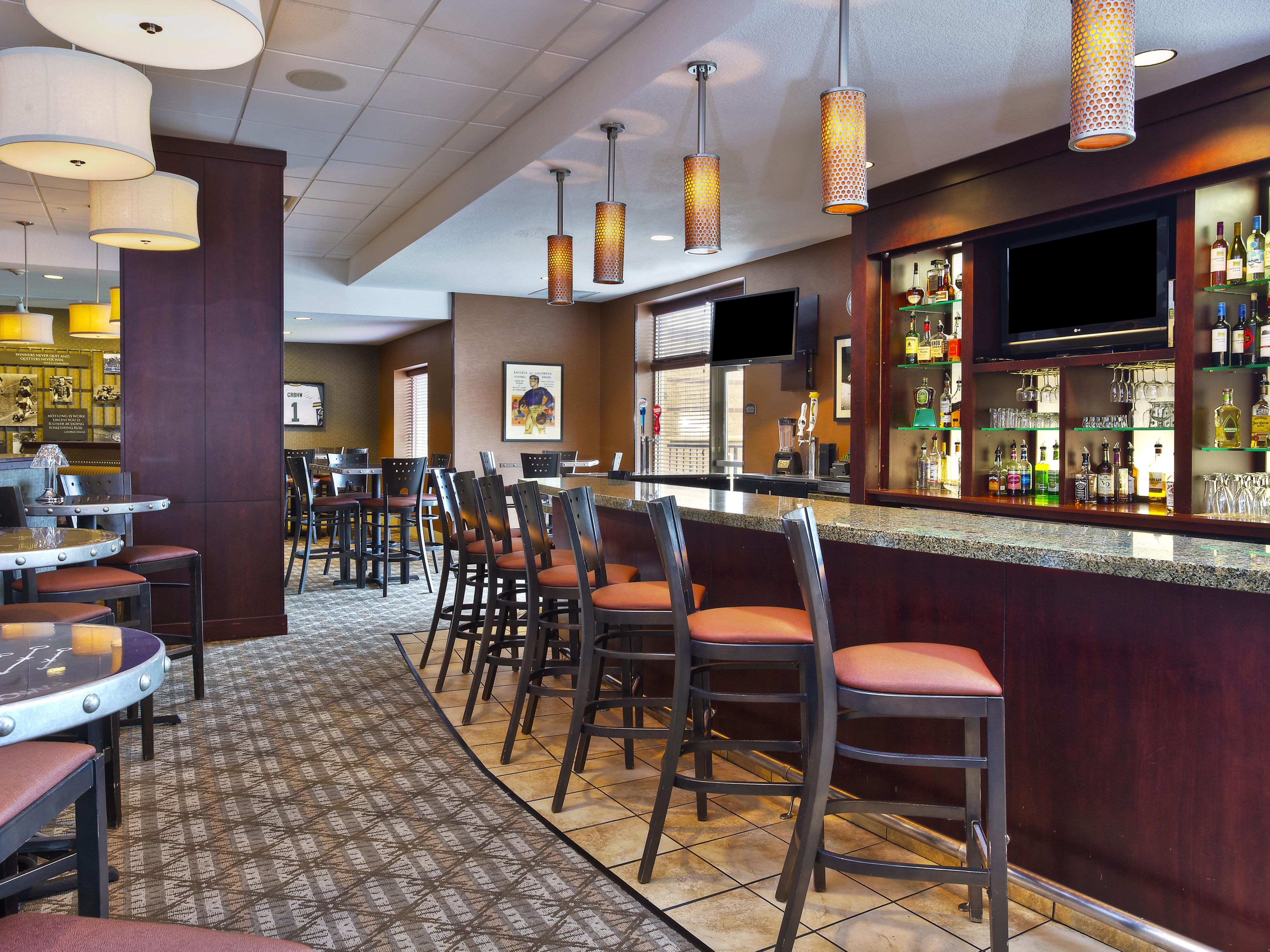 Green Bay Hotel near Lambeau Field Holiday Inn & Suites Green Bay Stadium