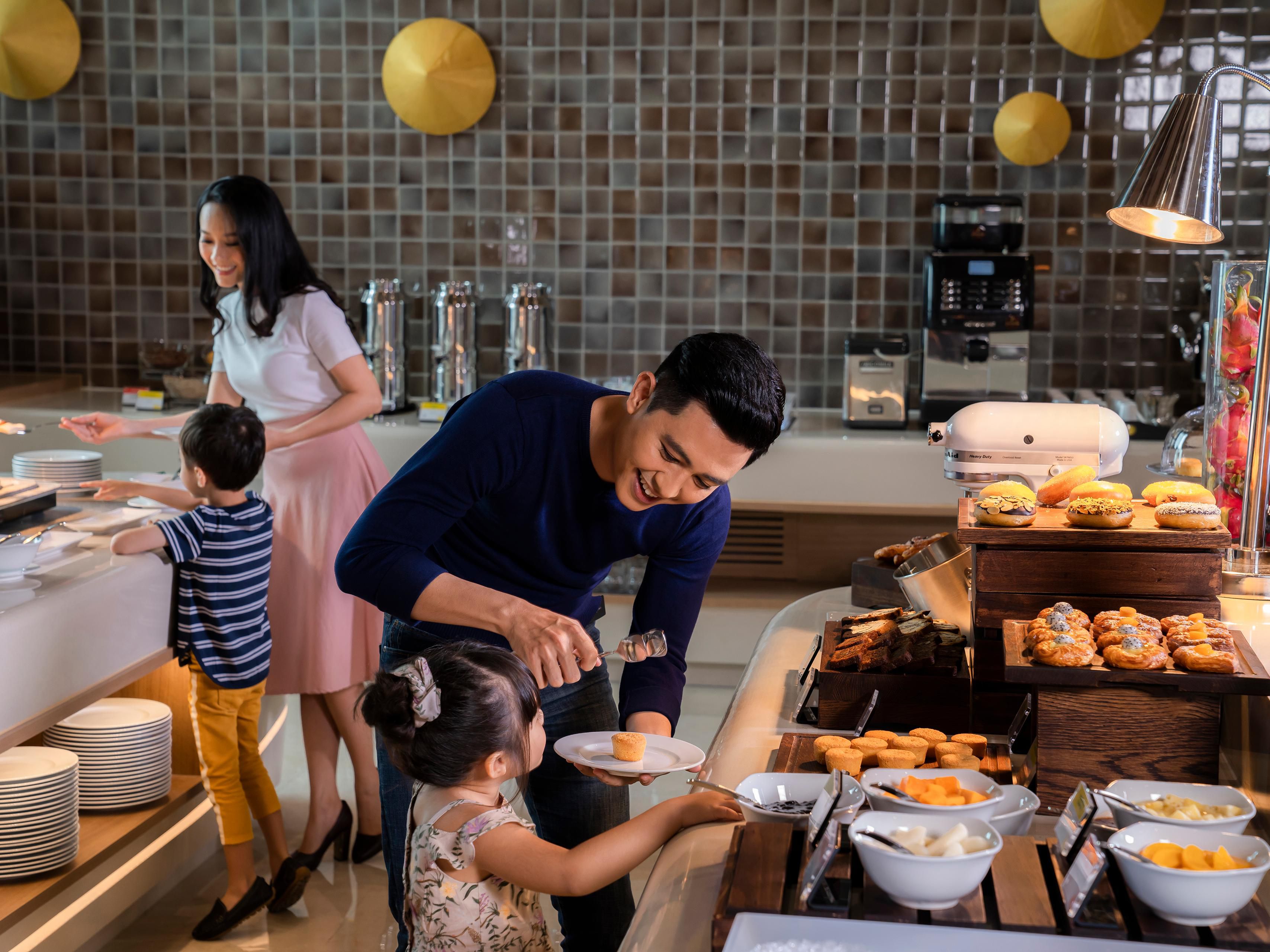 Kids ages 12 and under stay for free when sharing their parents’ room. Up to four kids ages 12 and under eat free any time of the day in any Holiday Inn® on-site restaurants.