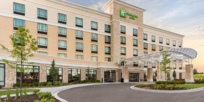 Holiday Inn & Suites Joliet Southwest