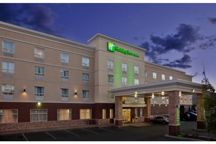 Holiday Inn & Suites Kamloops