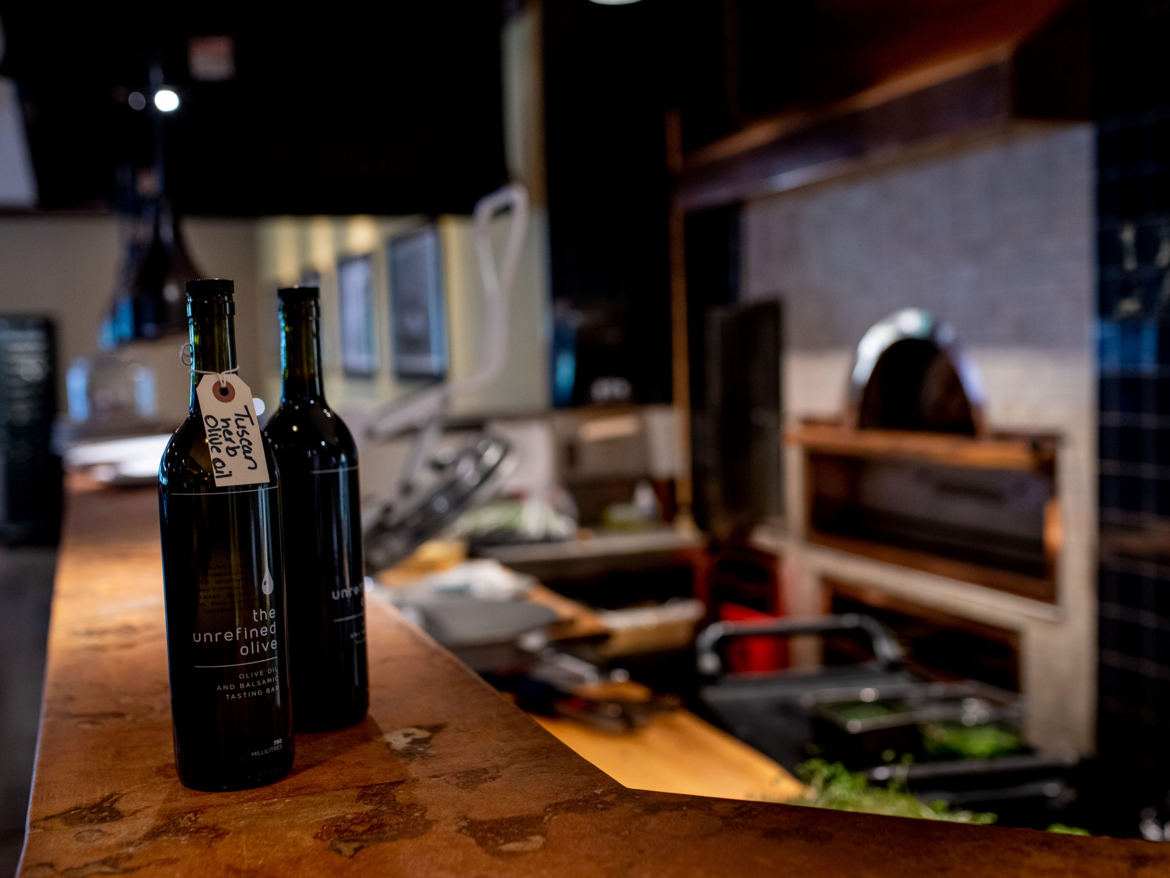 At Graffiti's Italian Eatery we believe the soul of Italian cooking is elegance and simplicity. We use fresh local ingredients to create classic, home-style Italian dishes. Treat yourself to a reinvented and elevated, classic Italian meal. 
It's comfort food that just can't be replaced!  