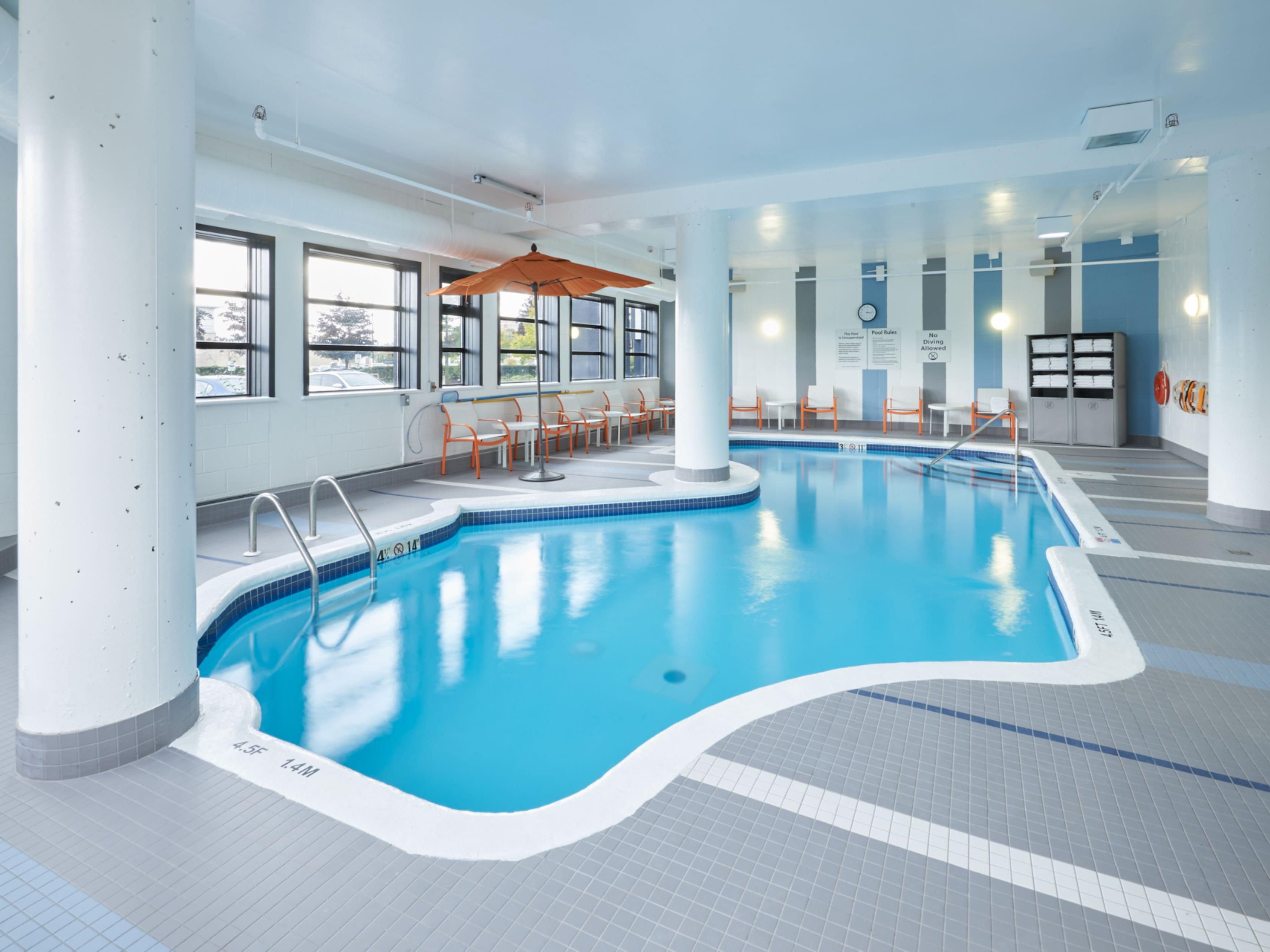 Ottawa Kanata Hotel Indoor Saltwater Swimming Pool