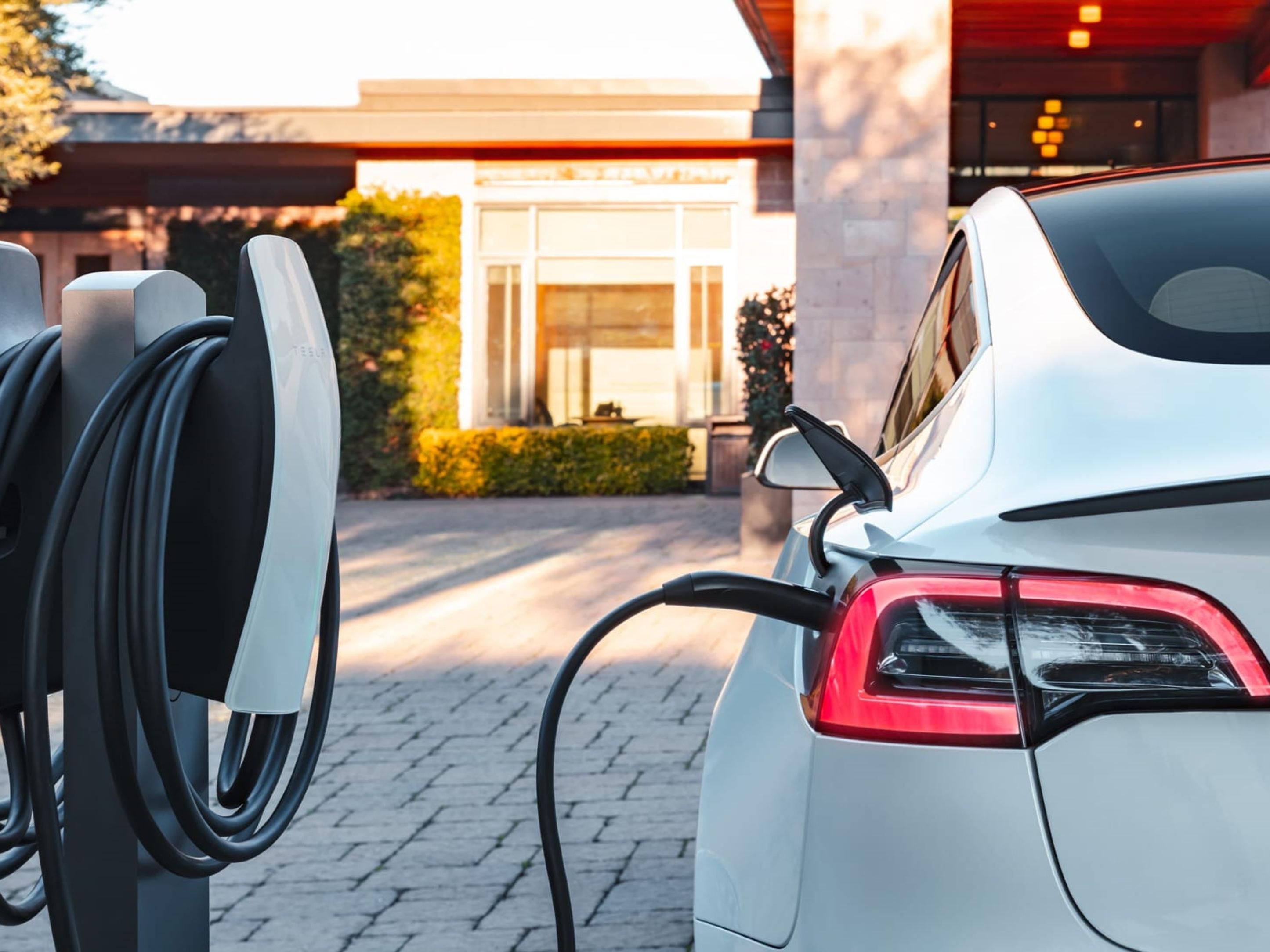 At Holiday Inn & Suites Ottawa Kanata, we take pride in our commitment to sustainability. Choose a greener stay with us and contribute to our mission of environmental responsibility. Plus, make the most of our two onsite EV charging stations to support your eco-friendly travel.