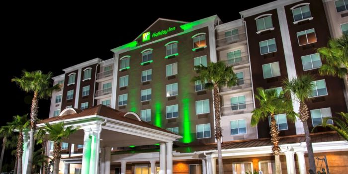Holiday Inn & Suites Lake City