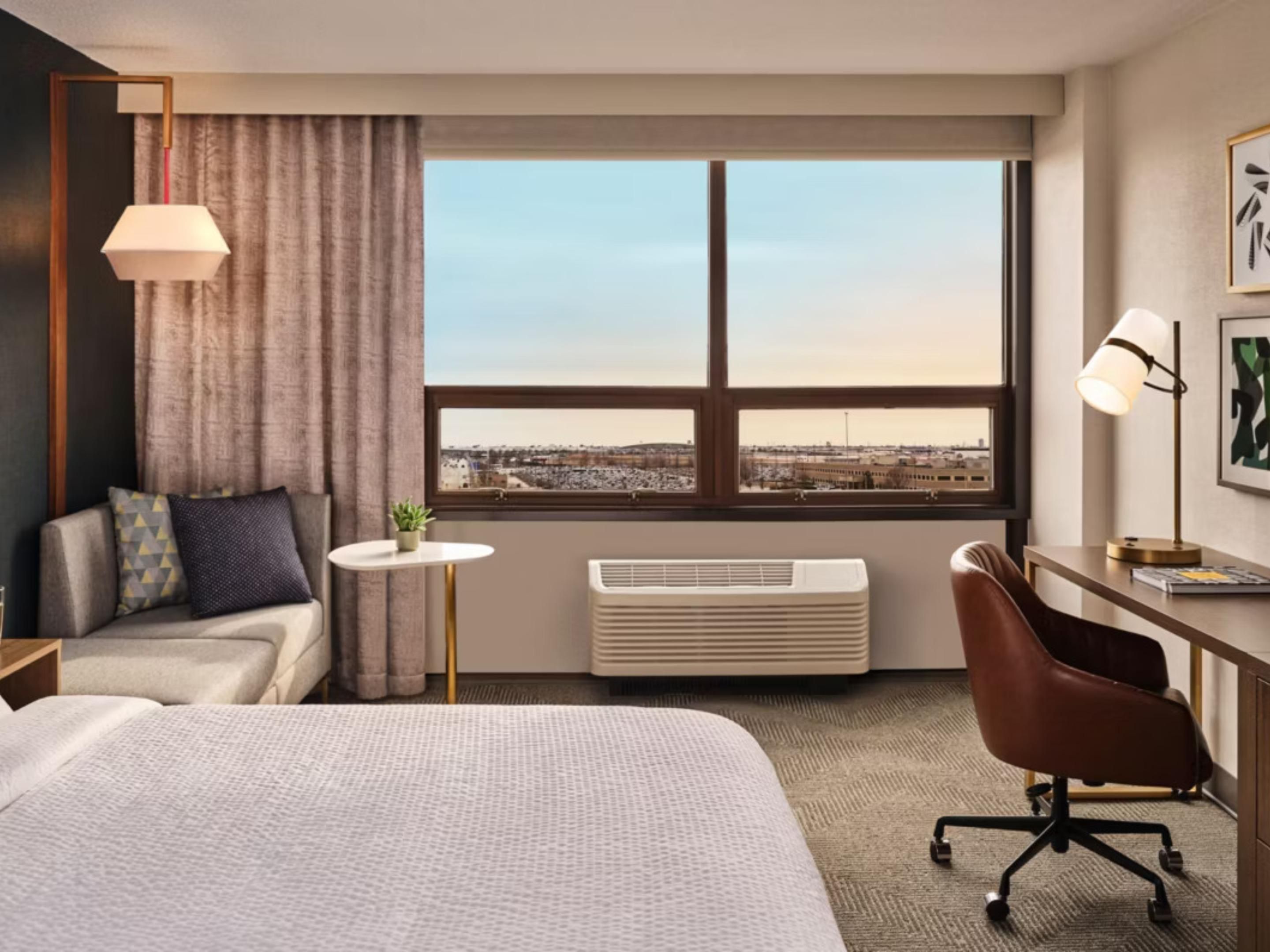 Guest room